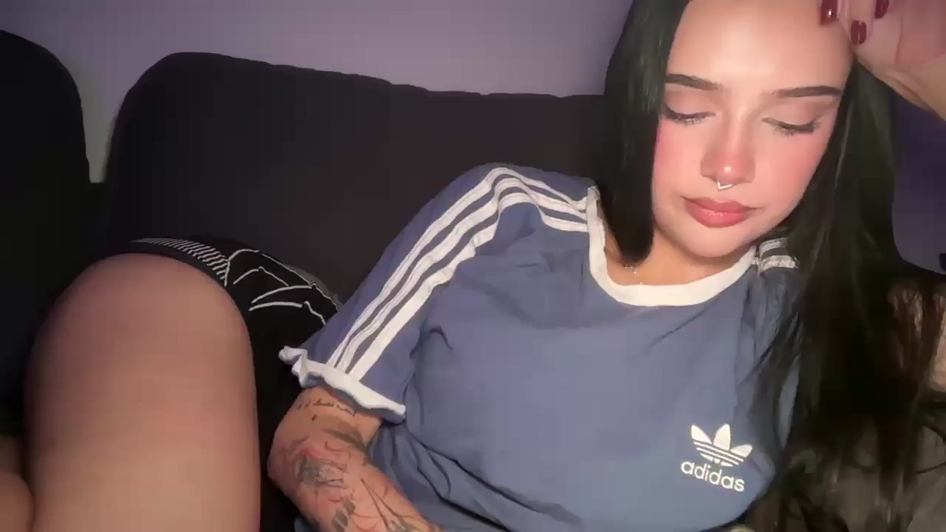Gallery image thumbnail from mayflowers's myfreecams stream on, 11/22/2025, 08:01 image 6 of 20