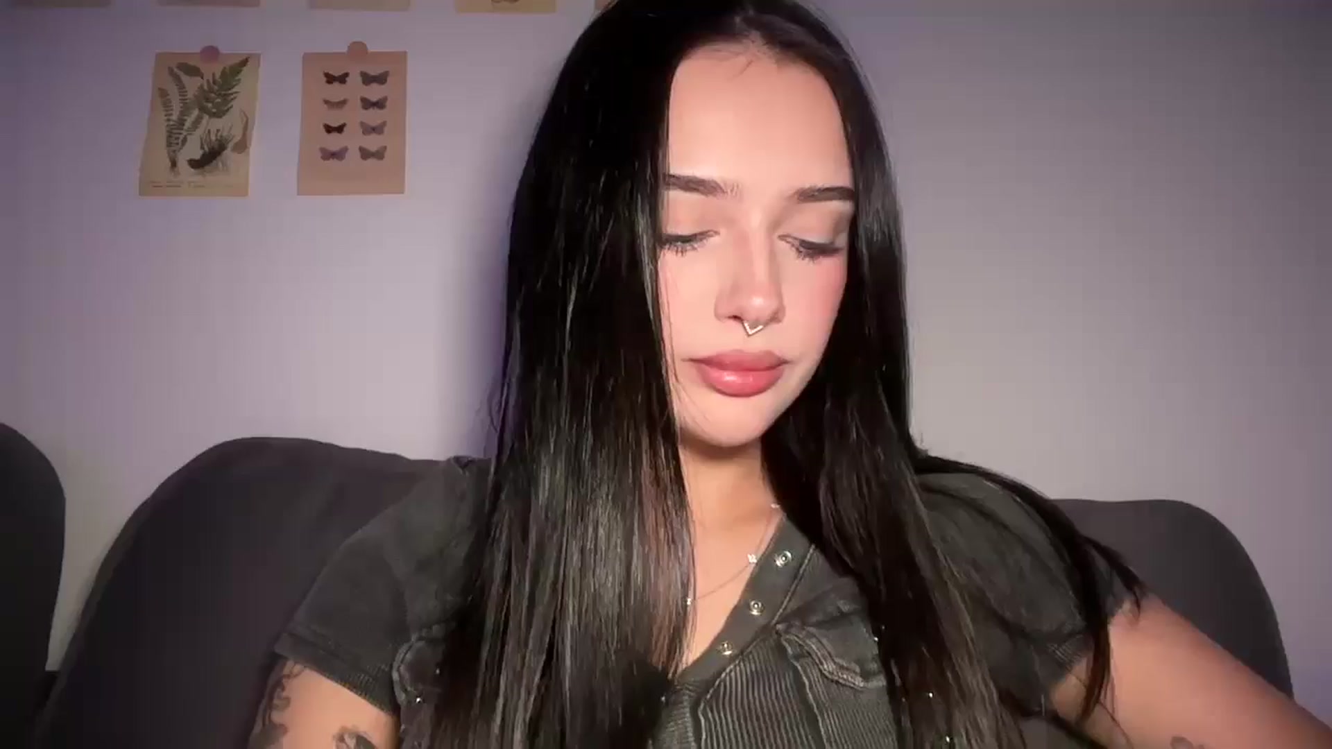 Gallery image thumbnail from mayflowers's myfreecams stream on, 11/23/2025, 09:33 image 1 of 20