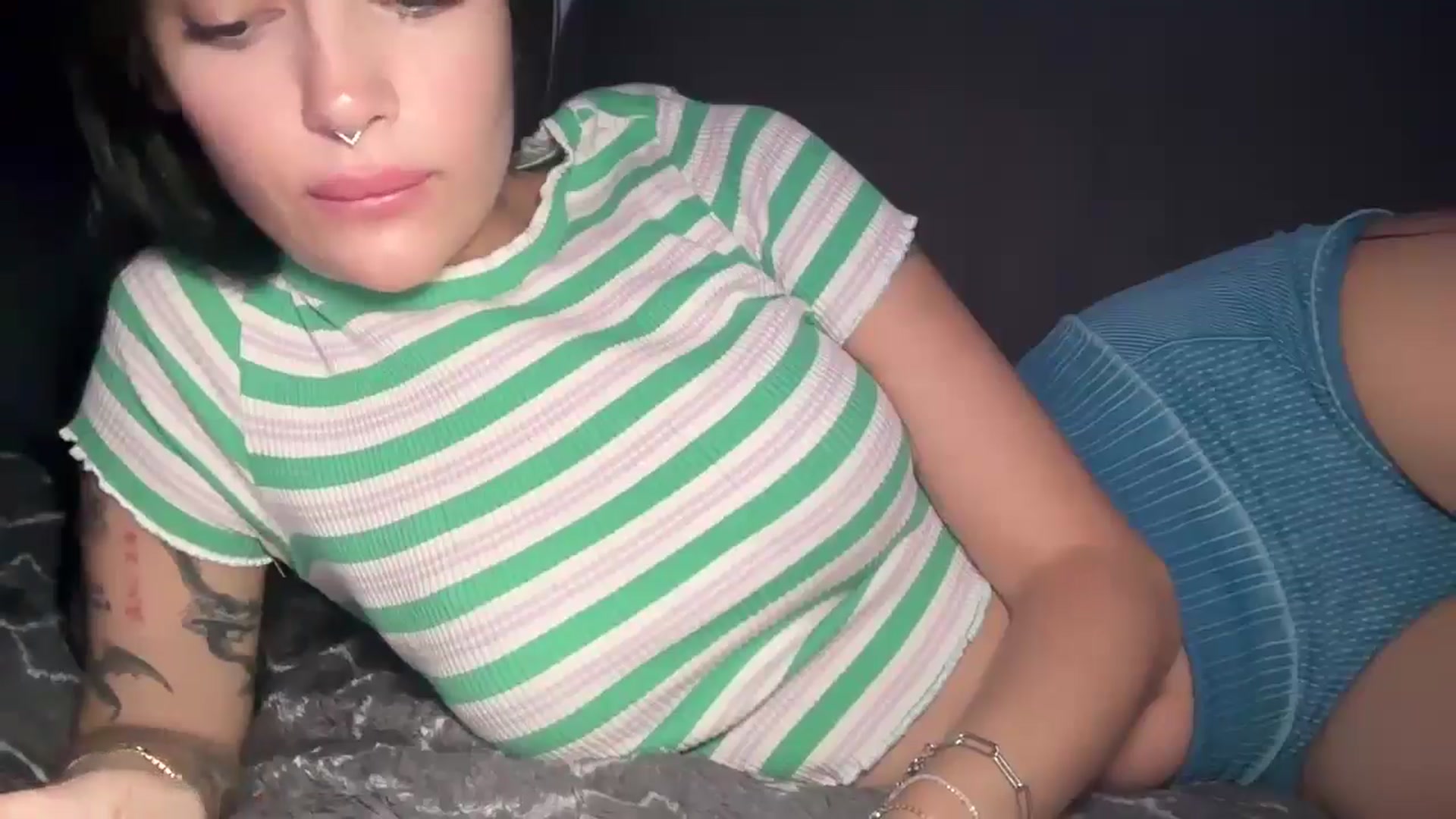 Gallery image thumbnail from mayflowers's myfreecams stream on, 12/10/2025, 04:56 image 13 of 20