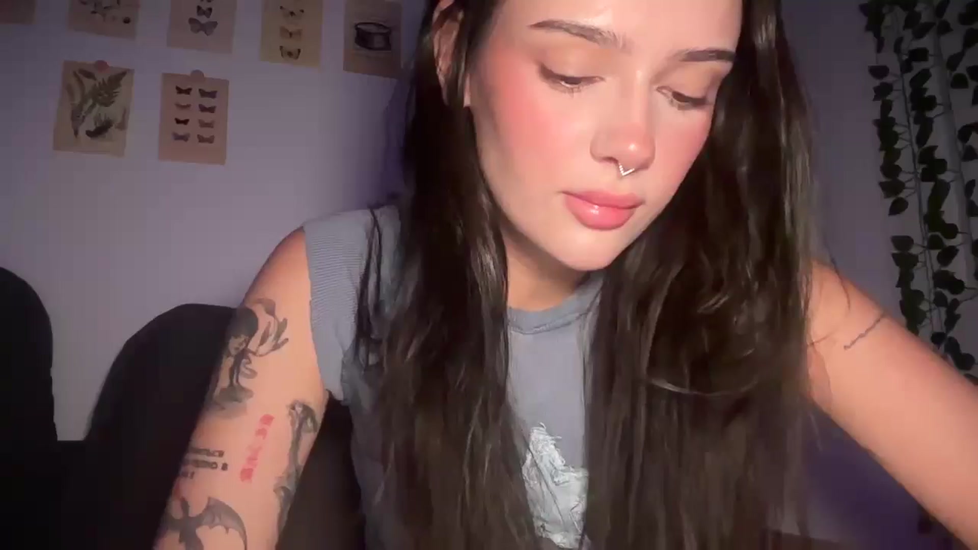 Gallery image thumbnail from mayflowers's myfreecams stream on, 02/11/2026, 01:51 image 9 of 20