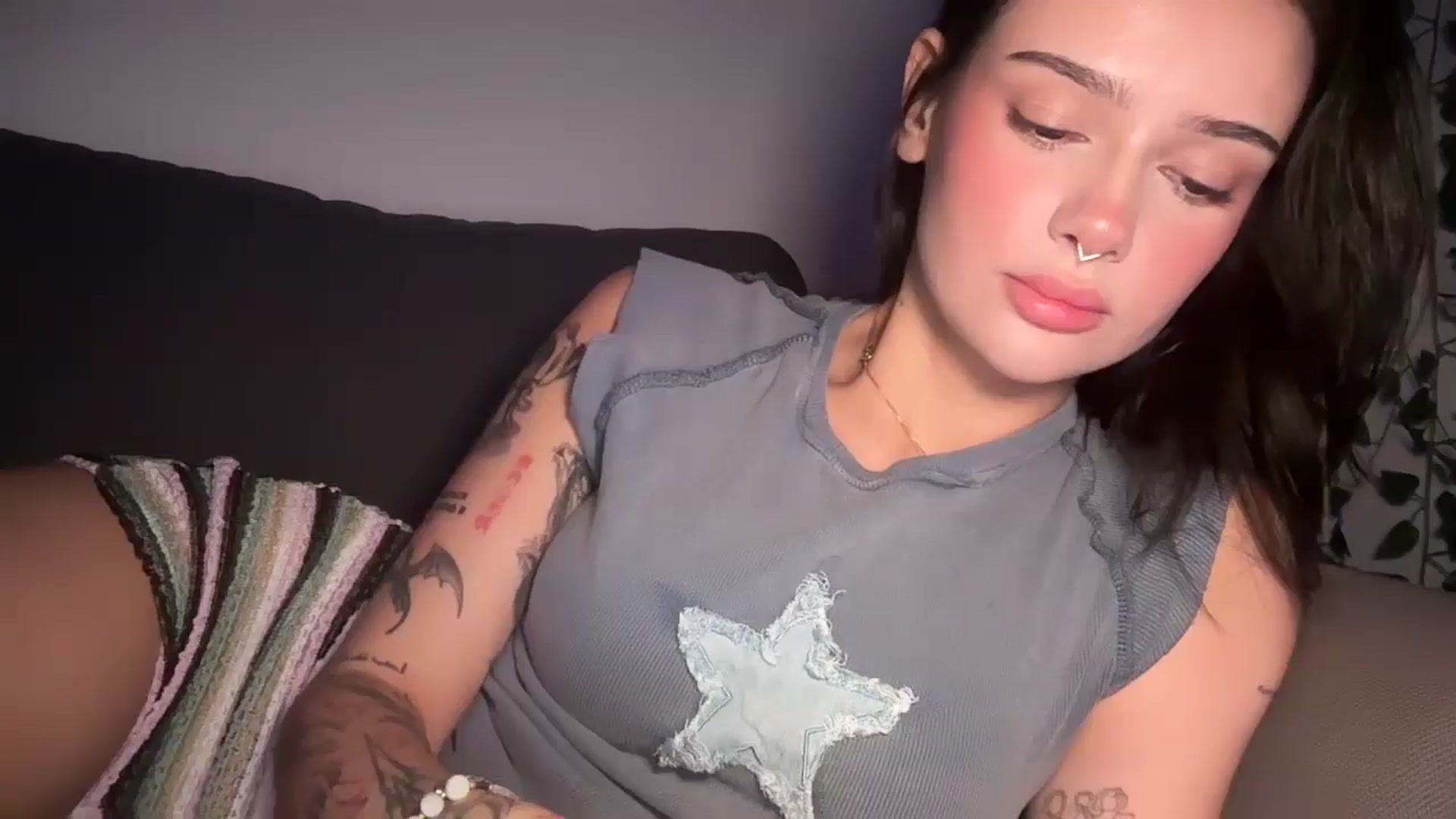 Gallery image thumbnail from mayflowers's myfreecams stream on, 02/11/2026, 01:51 image 3 of 20
