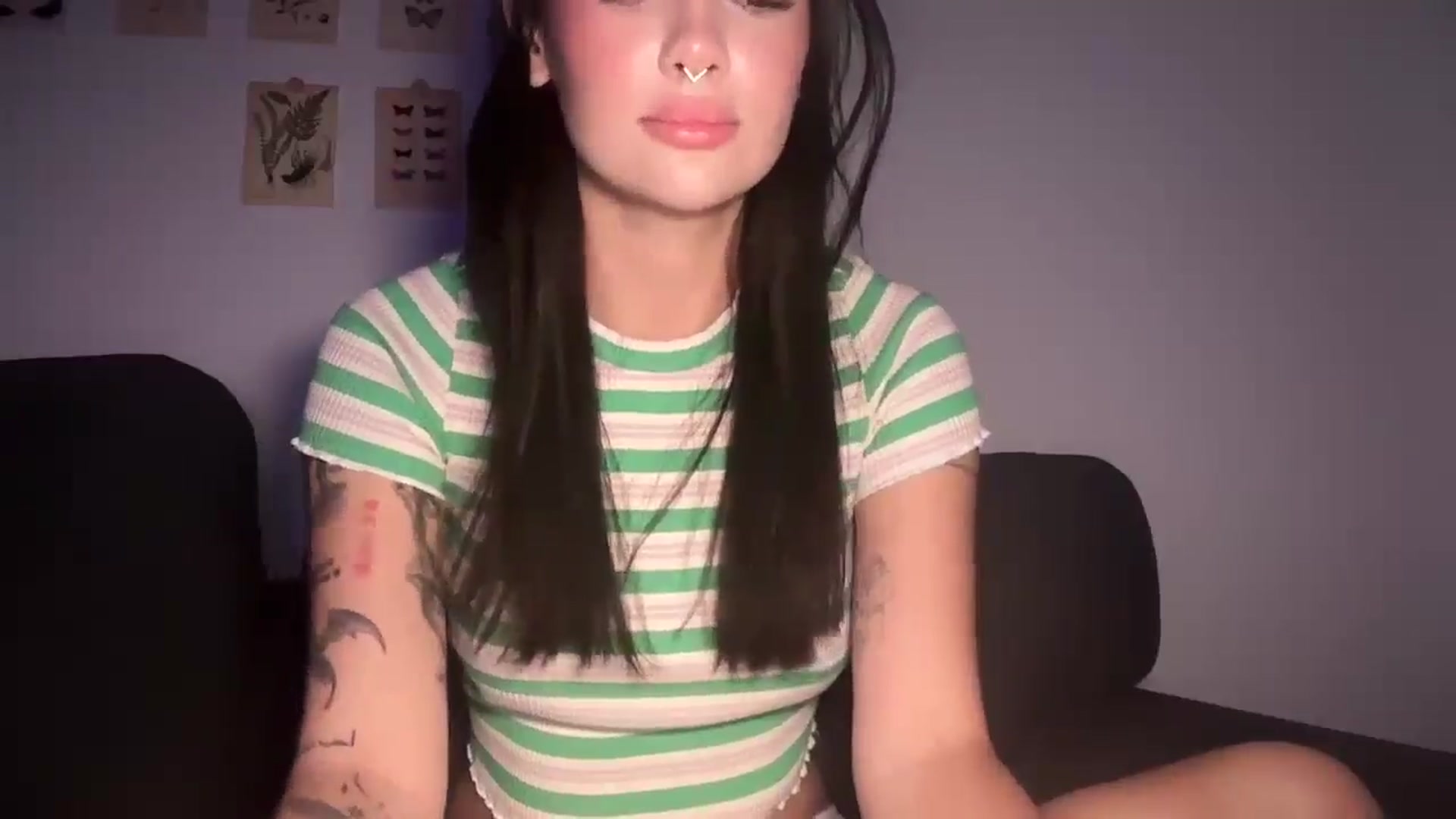 Gallery image thumbnail from mayflowers's myfreecams stream on, 02/11/2026, 08:12 image 5 of 20