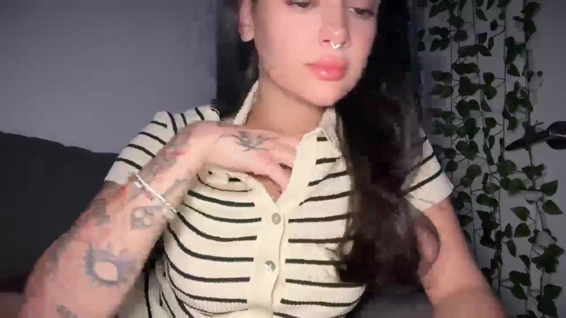 Gallery image thumbnail from mayflowers's myfreecams stream on, 03/05/2026, 09:23 image 10 of 20