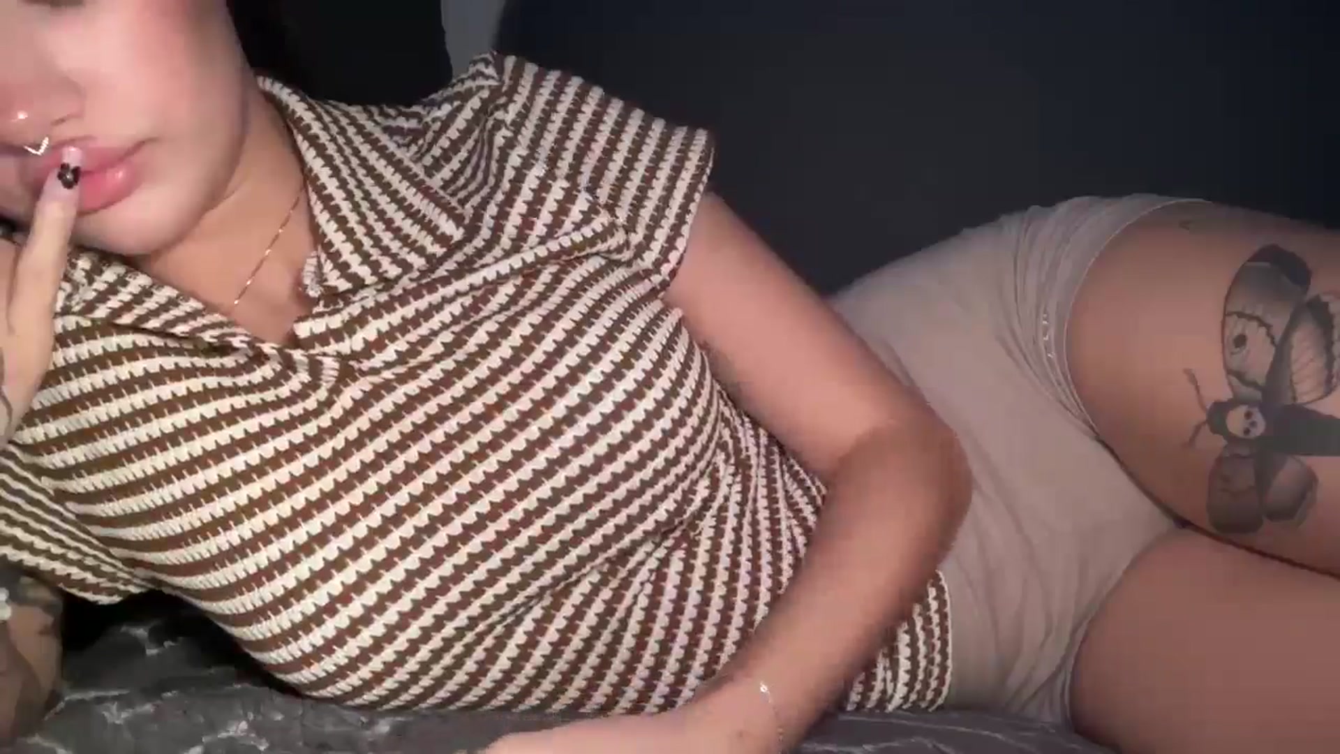 Gallery image thumbnail from mayflowers's myfreecams stream on, 03/10/2026, 07:57 image 19 of 20