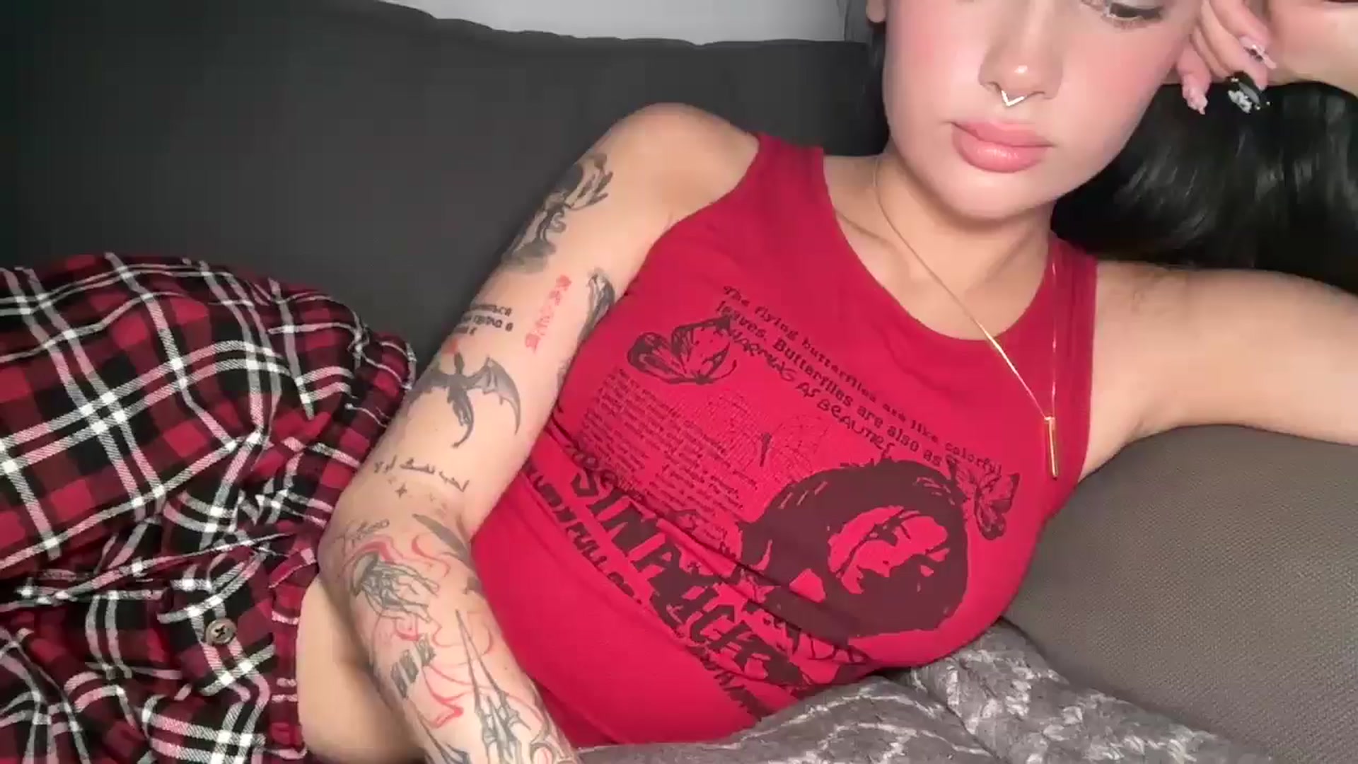 Gallery image thumbnail from mayflowers's myfreecams stream on, 03/11/2026, 06:31 image 7 of 20