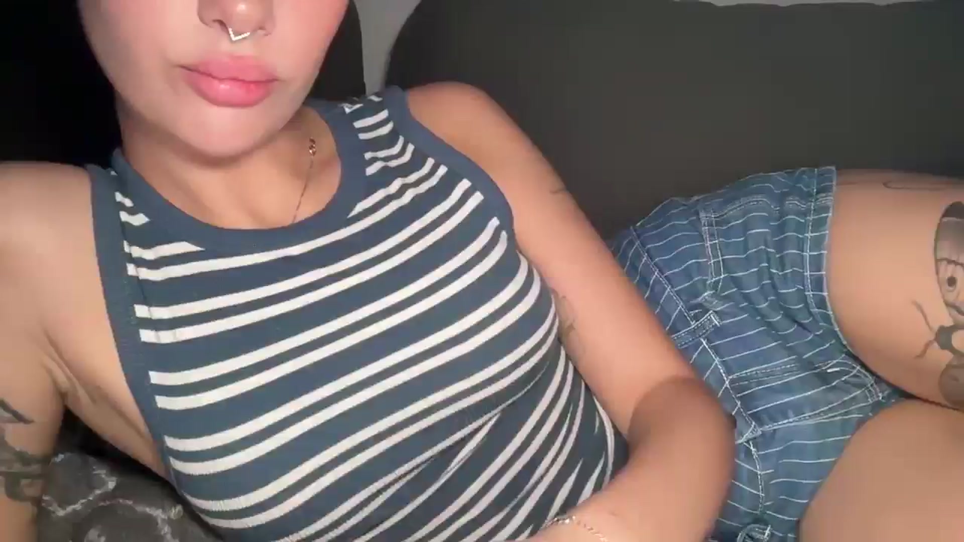 Gallery image thumbnail from mayflowers's myfreecams stream on, 03/14/2026, 07:47 image 16 of 20