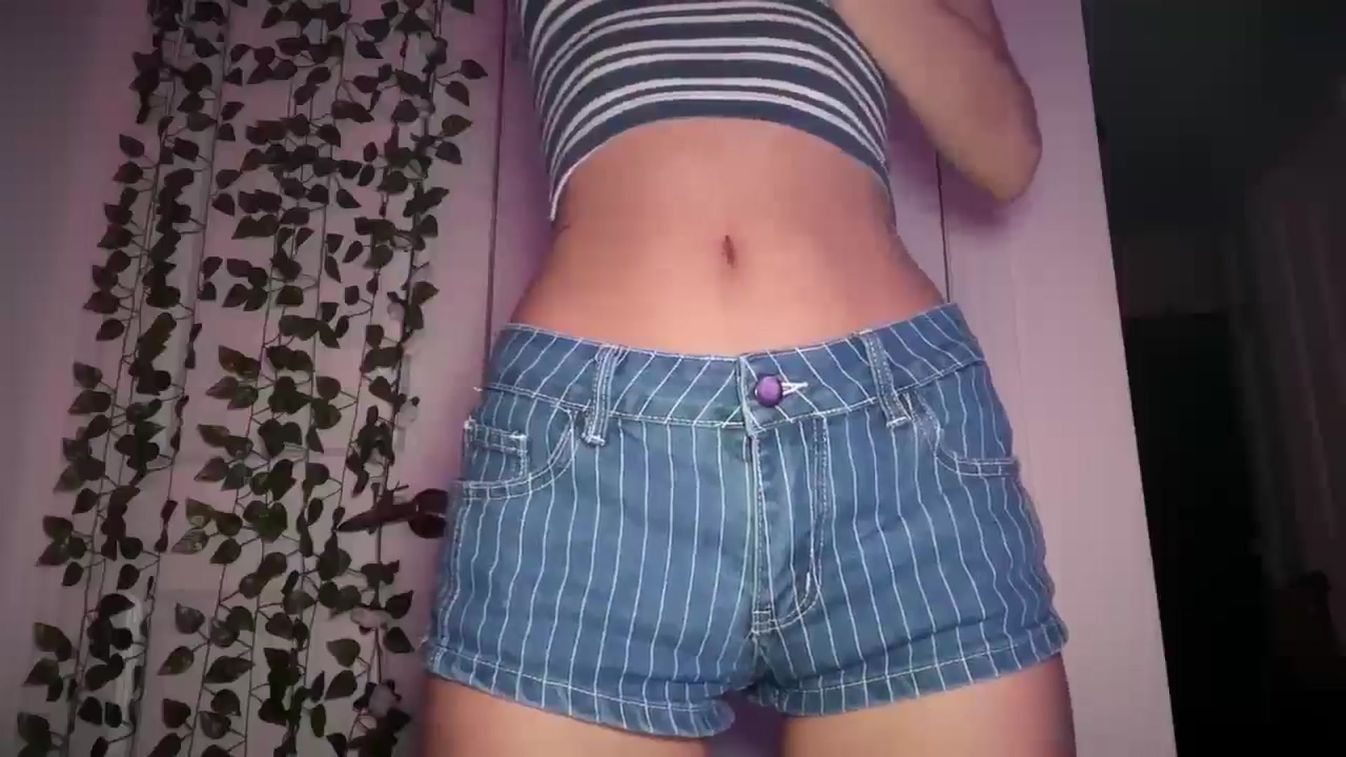 Gallery image thumbnail from mayflowers's myfreecams stream on, 03/14/2026, 15:15 image 3 of 20