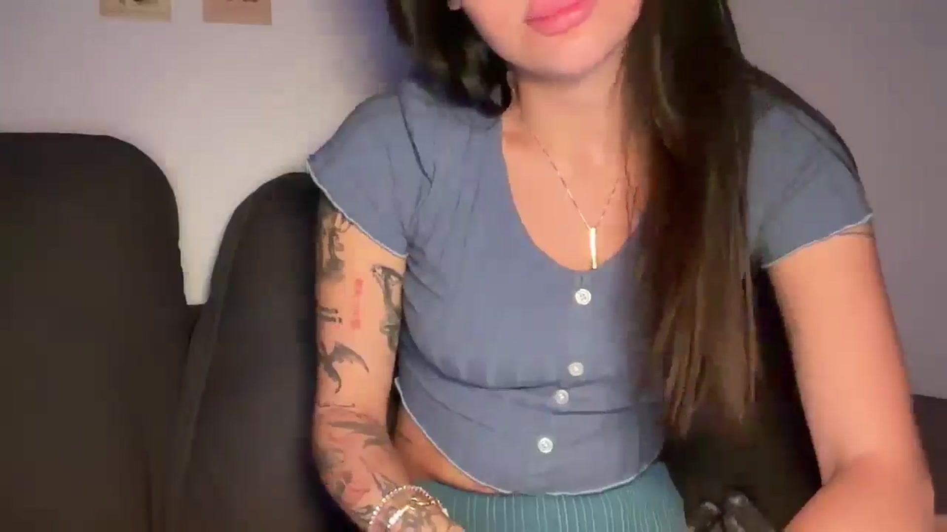 Gallery image thumbnail from mayflowers's myfreecams stream on, 04/11/2026, 07:31 image 13 of 20