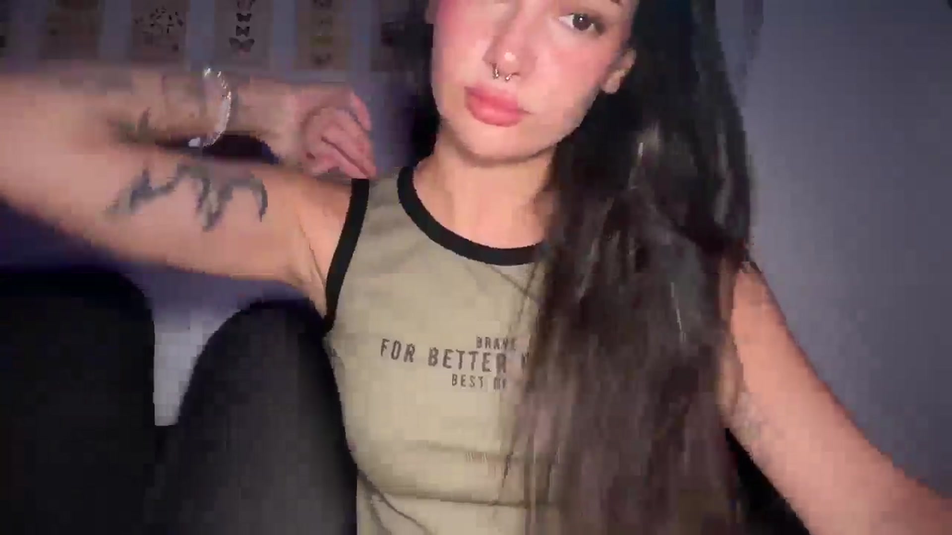 Gallery image thumbnail from mayflowers's myfreecams stream on, 04/23/2026, 07:48 image 3 of 20
