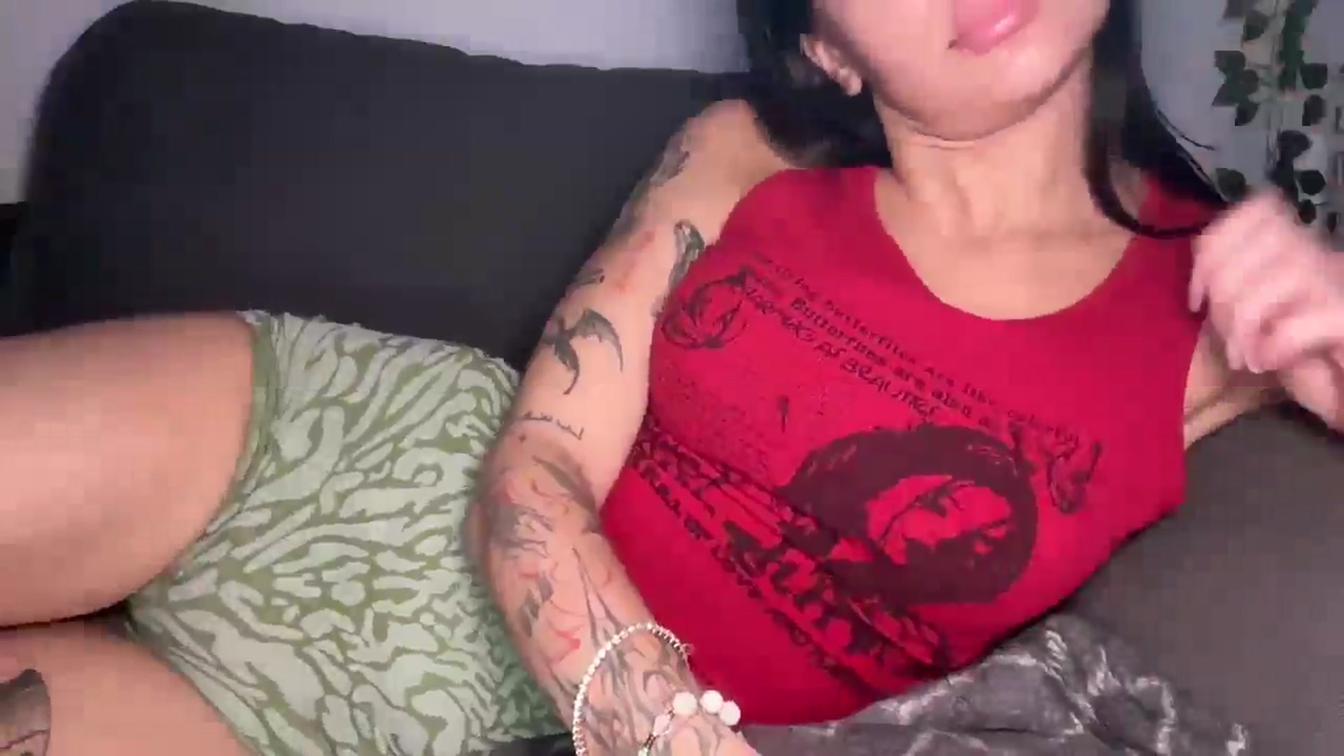 Gallery image thumbnail from mayflowers's myfreecams stream on, 04/27/2026, 06:59 image 18 of 20