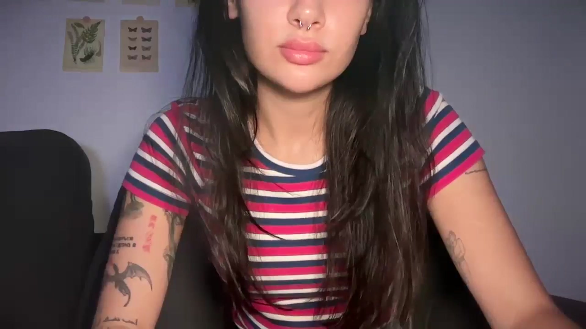 Gallery image thumbnail from mayflowers's myfreecams stream on, 04/29/2026, 06:02 image 10 of 20