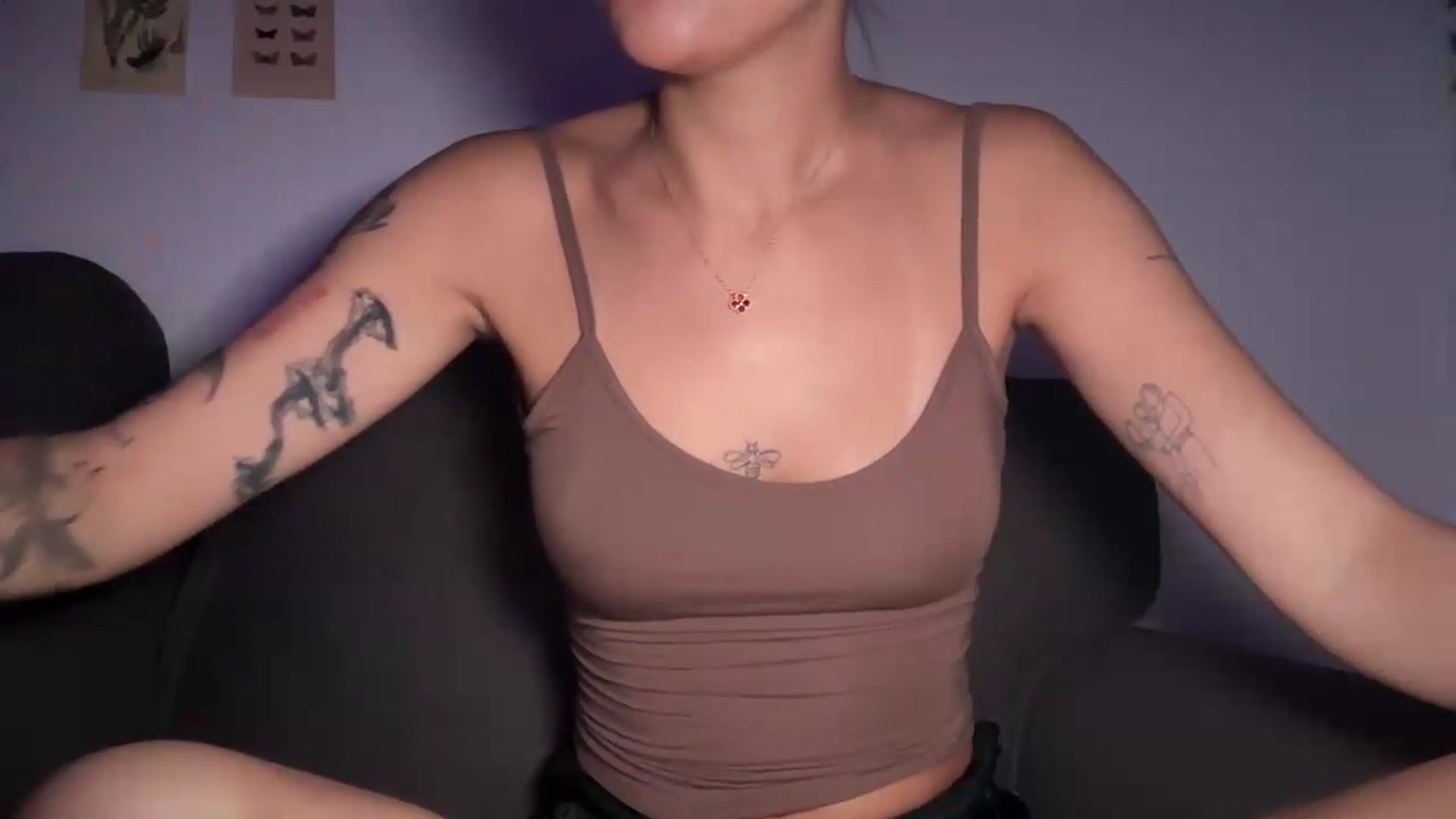 Gallery image thumbnail from mayflowers's myfreecams stream on, 05/09/2026, 08:02 image 3 of 20