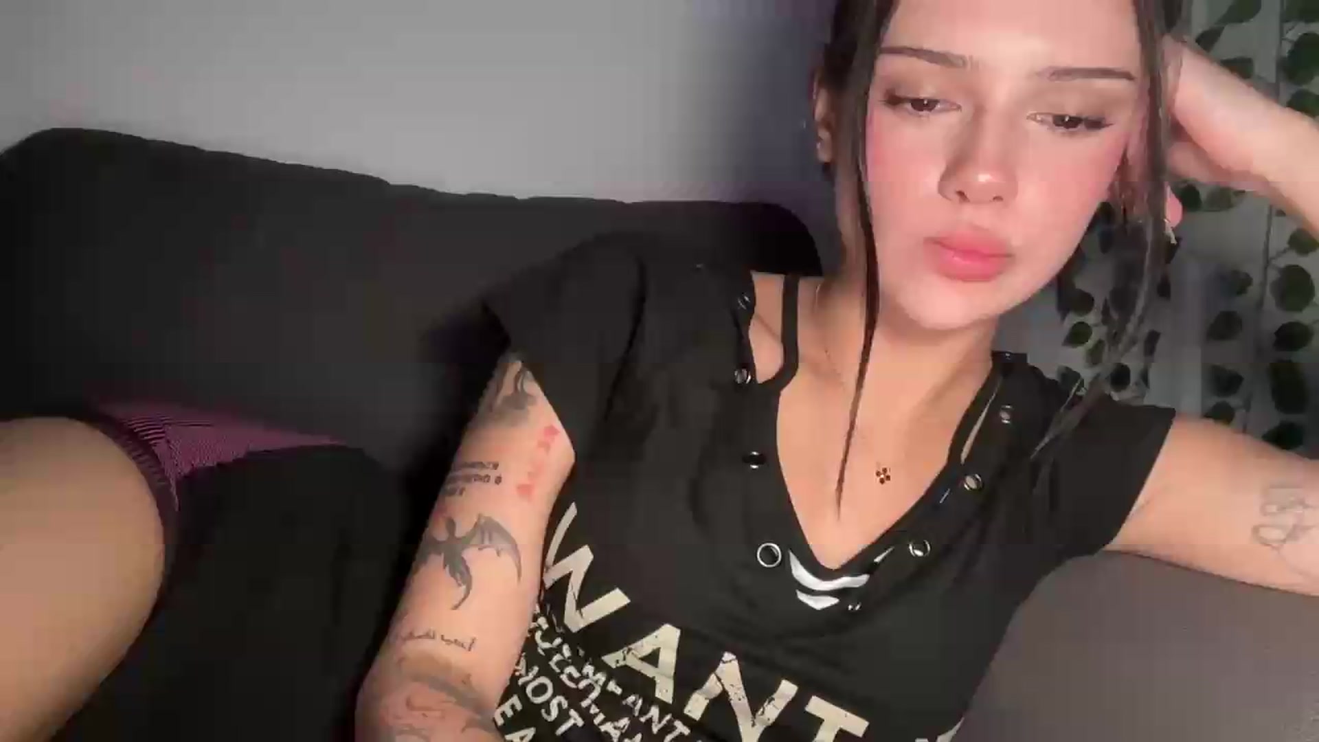 Gallery image thumbnail from mayflowers's myfreecams stream on, 05/24/2026, 06:36 image 1 of 20