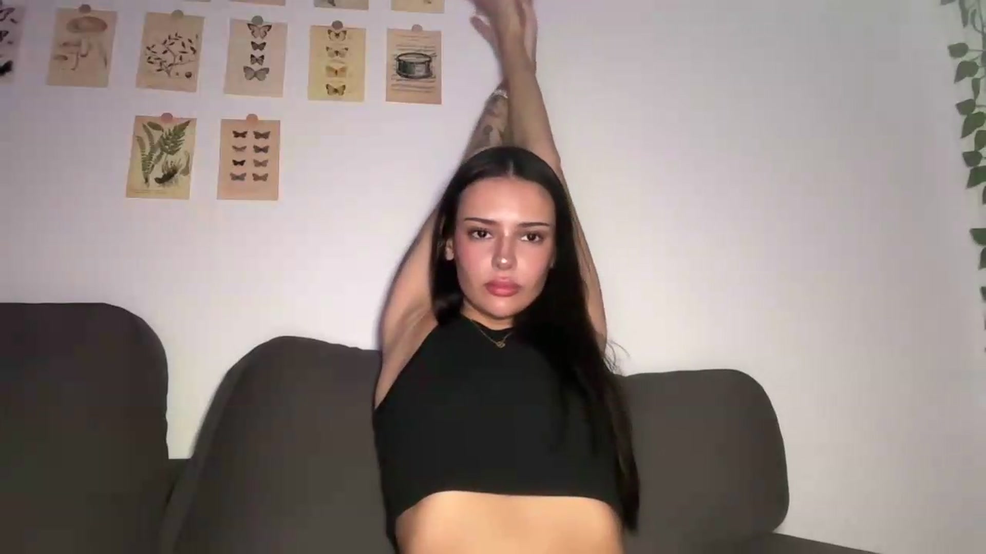 Gallery image thumbnail from mayflowers's myfreecams stream on, 05/31/2026, 07:14 image 15 of 20