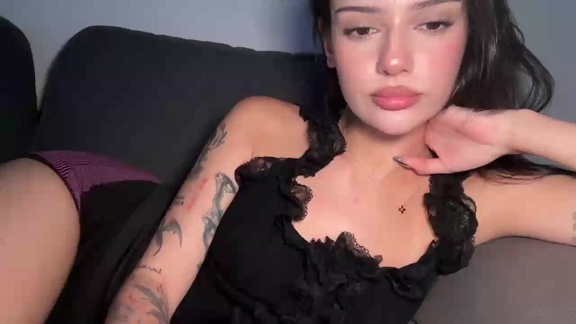 Gallery image thumbnail from mayflowers's myfreecams stream on, 06/03/2026, 04:15 image 1 of 20