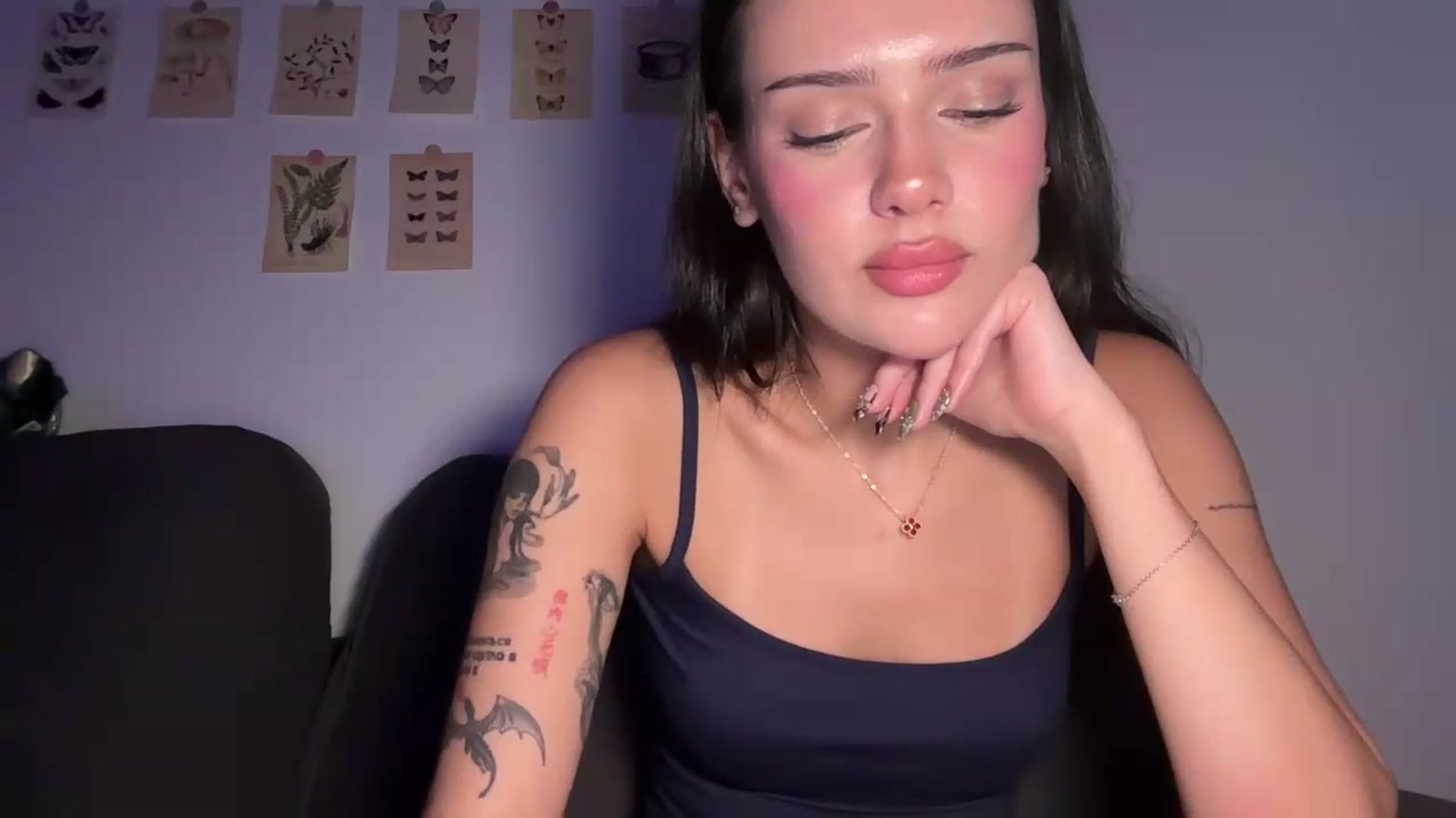 Gallery image thumbnail from mayflowers's myfreecams stream on, 06/12/2026, 04:17 image 6 of 20