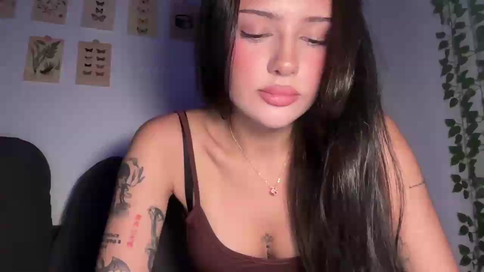 Gallery image thumbnail from mayflowers's myfreecams stream on, 06/15/2026, 03:17 image 1 of 20
