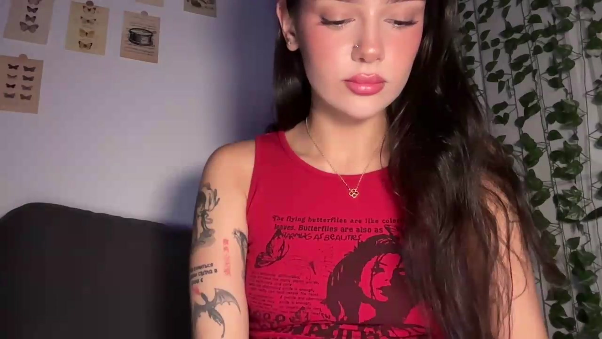 Gallery image thumbnail from mayflowers's myfreecams stream on, 06/24/2026, 05:02 image 10 of 20