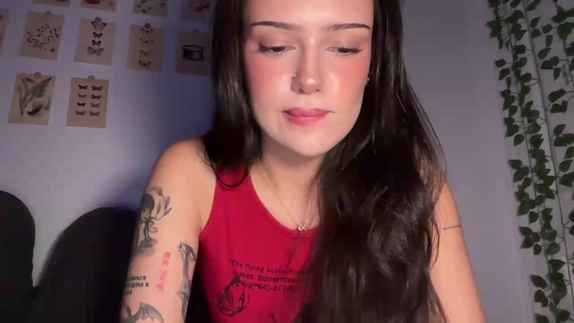 Gallery image thumbnail from mayflowers's myfreecams stream on, 06/24/2026, 05:39 image 10 of 20