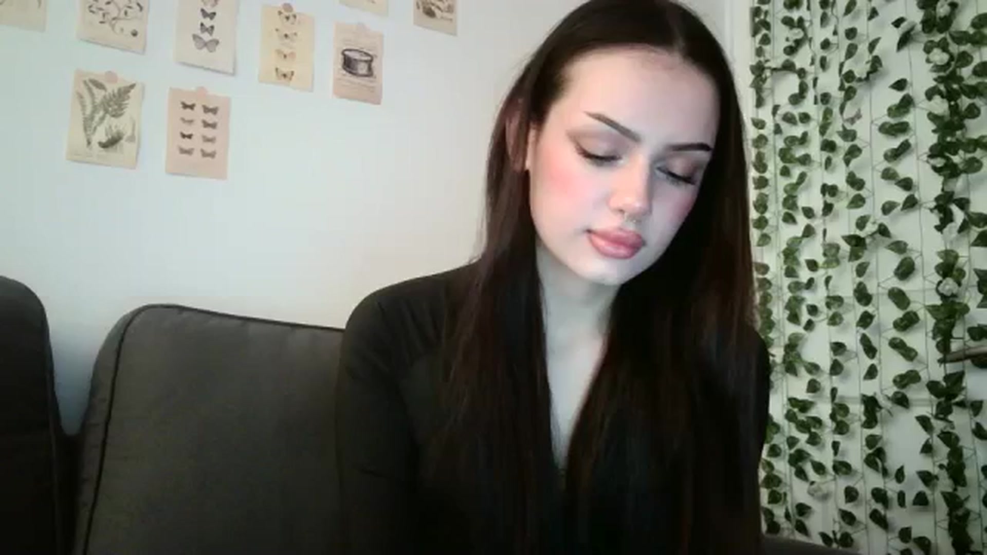 Gallery image thumbnail from mayflowwer's myfreecams stream on, 05/26/2024, 03:08 image 2 of 20
