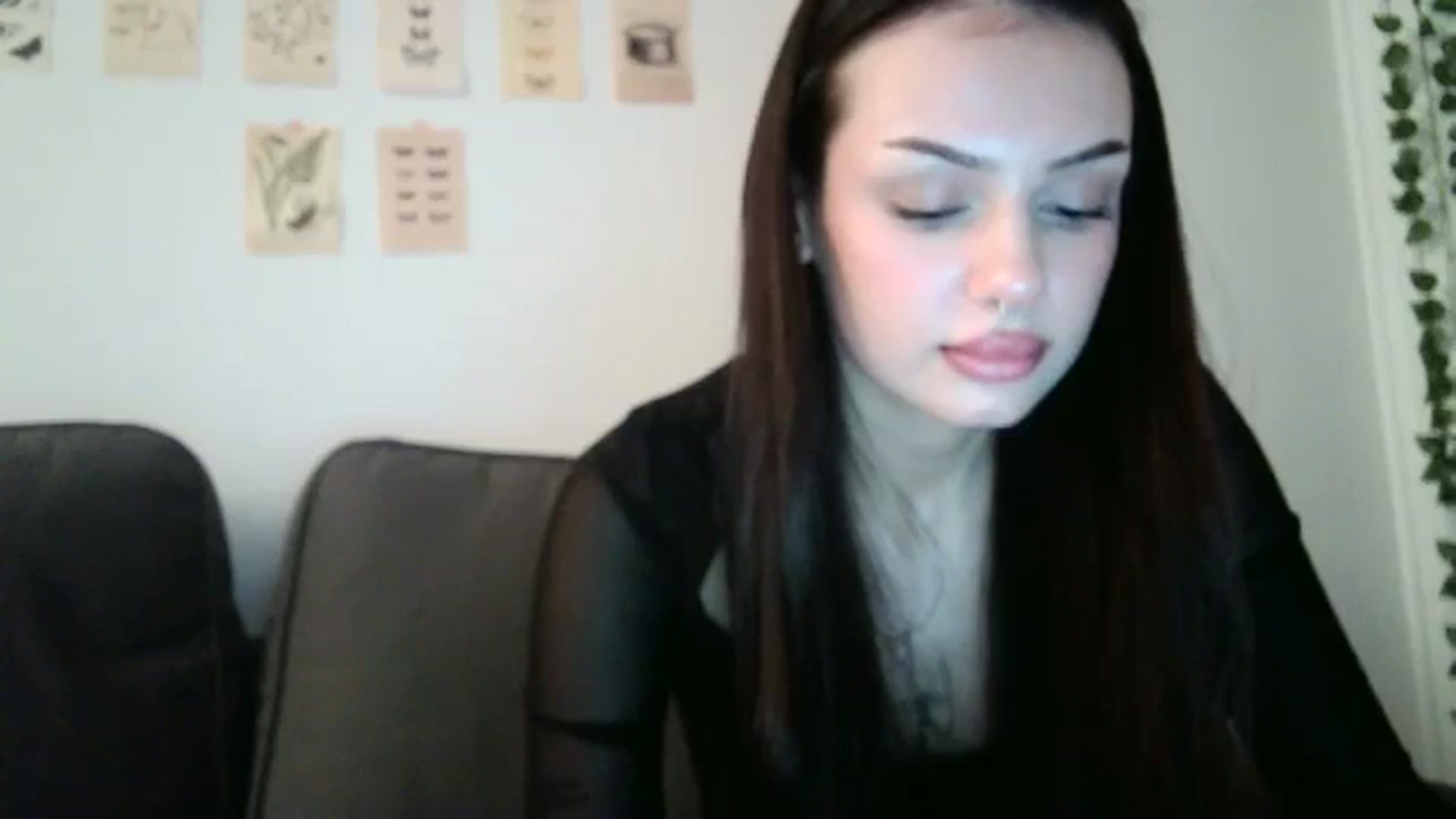 Gallery image thumbnail from mayflowwer's myfreecams stream on, 06/04/2024, 06:32 image 4 of 20