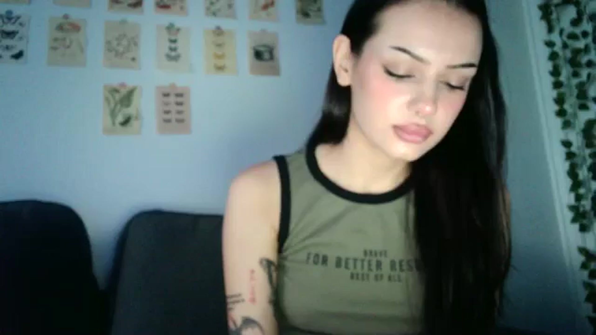 Gallery image thumbnail from mayflowwer's myfreecams stream on, 06/07/2024, 01:38 image 8 of 20