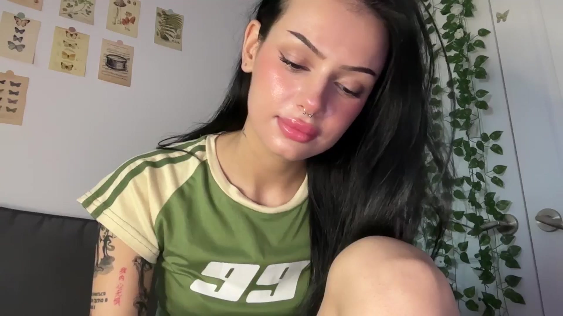 Gallery image thumbnail from mayflowwer's myfreecams stream on, 07/14/2024, 24:39 image 11 of 20