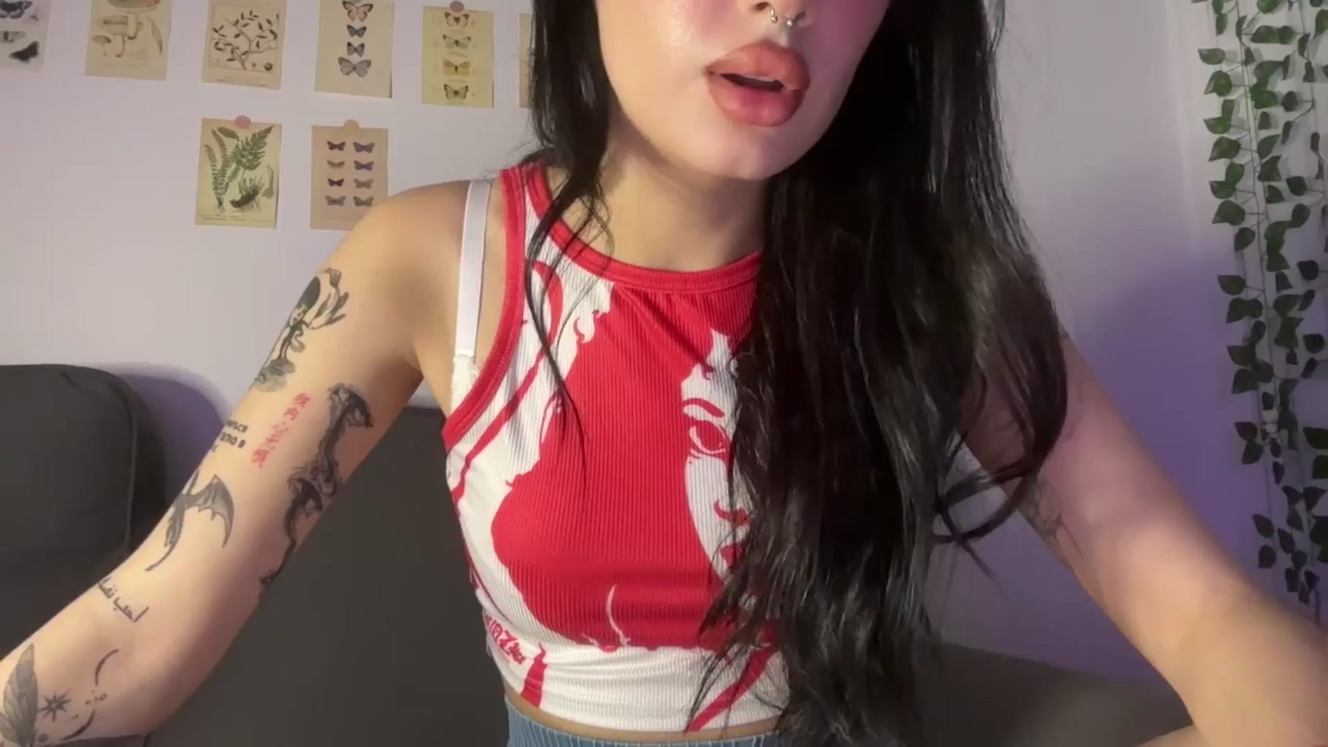 Gallery image thumbnail from mayflowwer's myfreecams stream on, 08/28/2024, 05:42 image 15 of 20