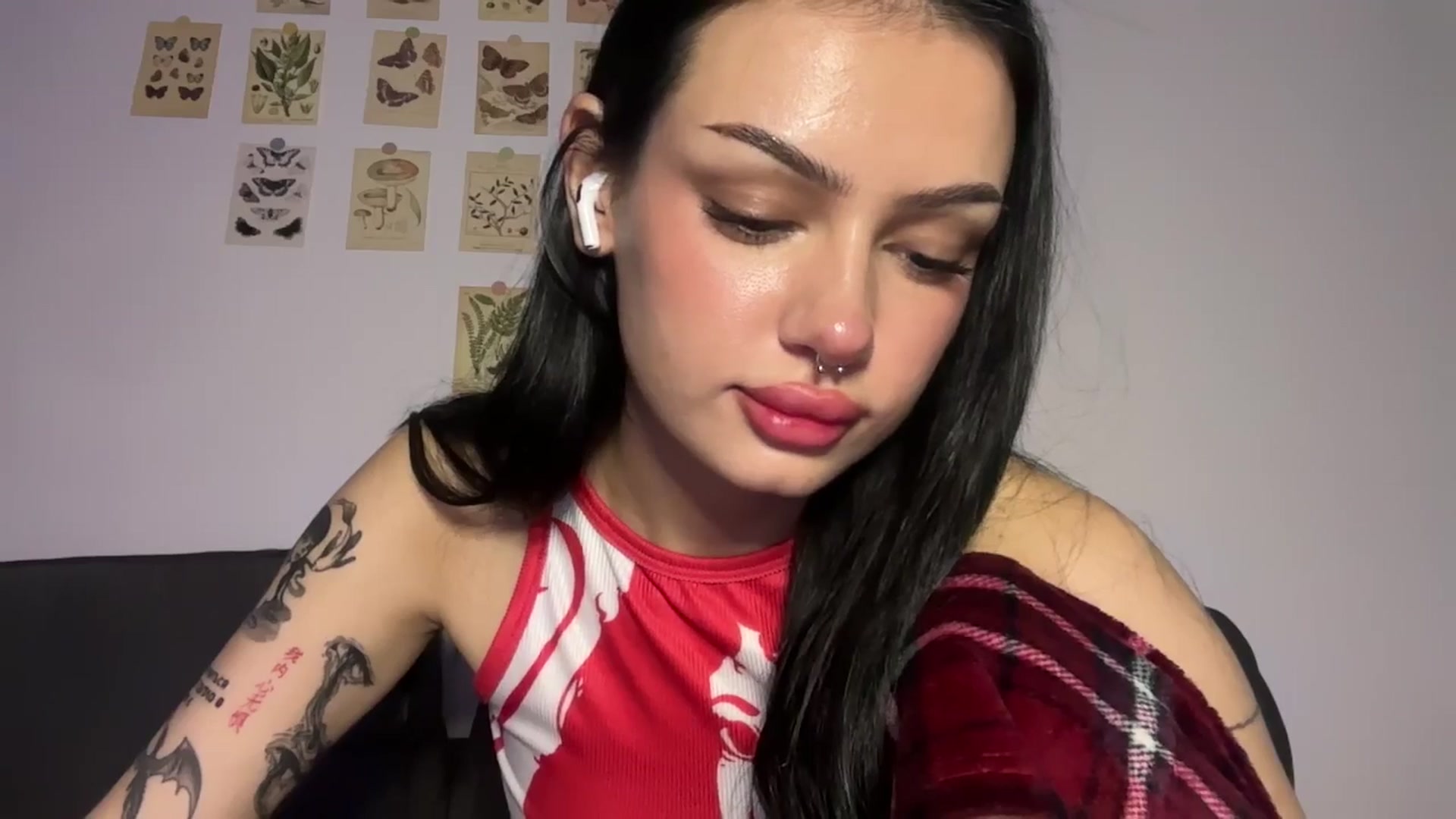 Gallery image thumbnail from mayflowwer's myfreecams stream on, 09/23/2024, 04:59 image 12 of 20