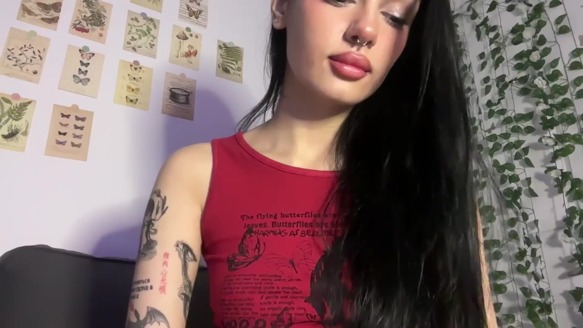 Gallery image thumbnail from mayflowwer's myfreecams stream on, 09/29/2024, 04:53 image 19 of 20