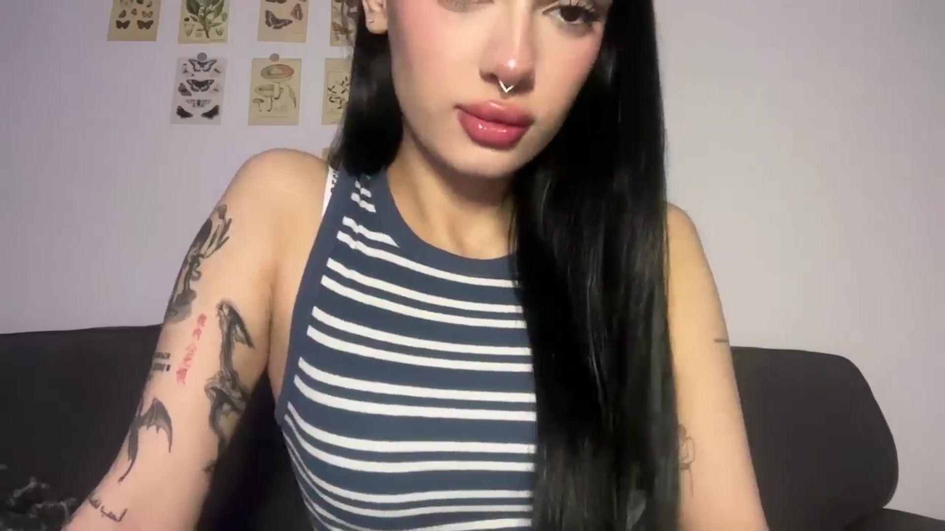 Gallery image thumbnail from mayflowwer's myfreecams stream on, 11/11/2024, 07:13 image 4 of 20