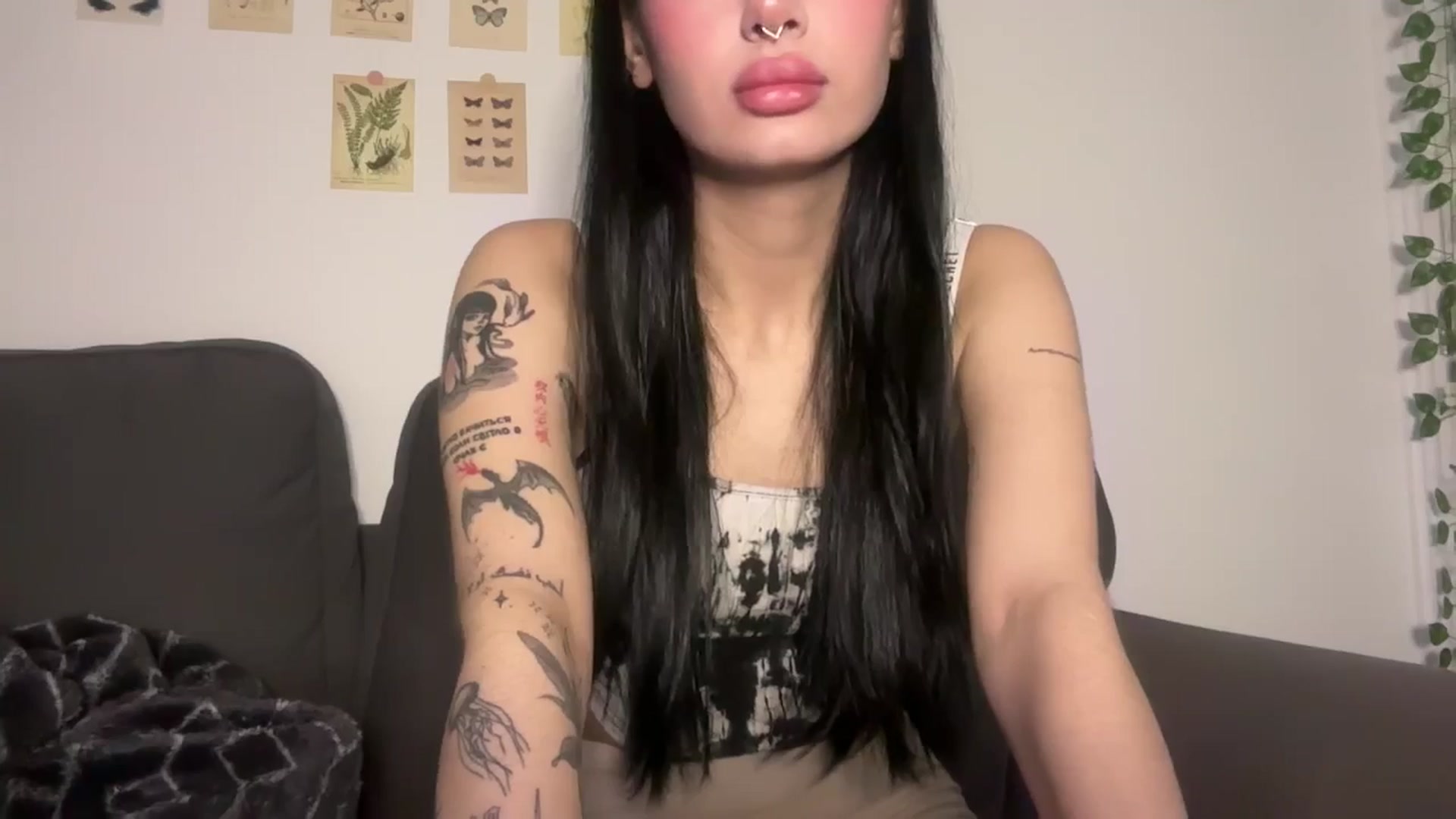 Gallery image thumbnail from mayflowwer's myfreecams stream on, 11/12/2024, 24:00 image 2 of 20