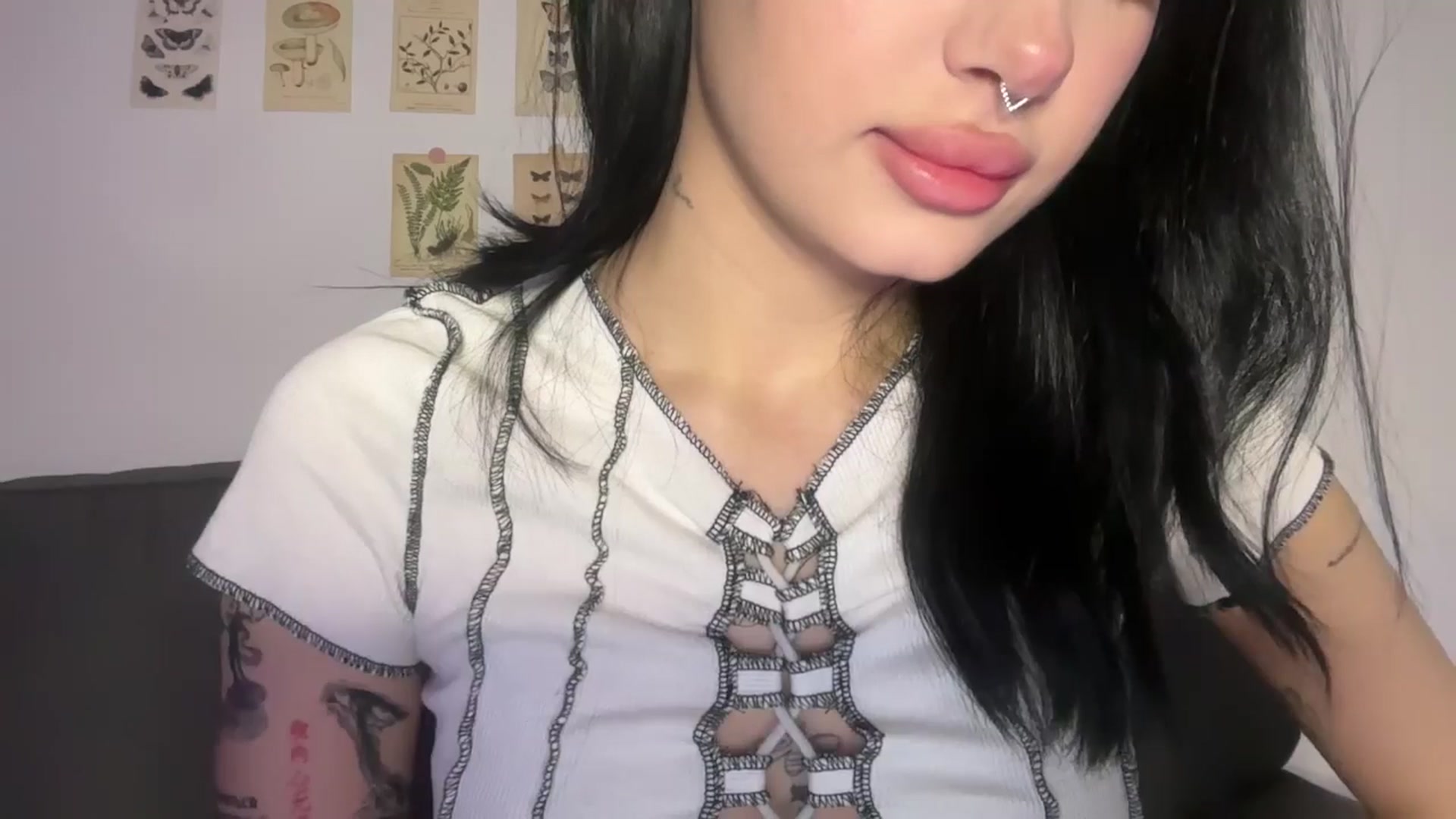 Gallery image thumbnail from mayflowwer's myfreecams stream on, 11/25/2024, 06:53 image 11 of 20