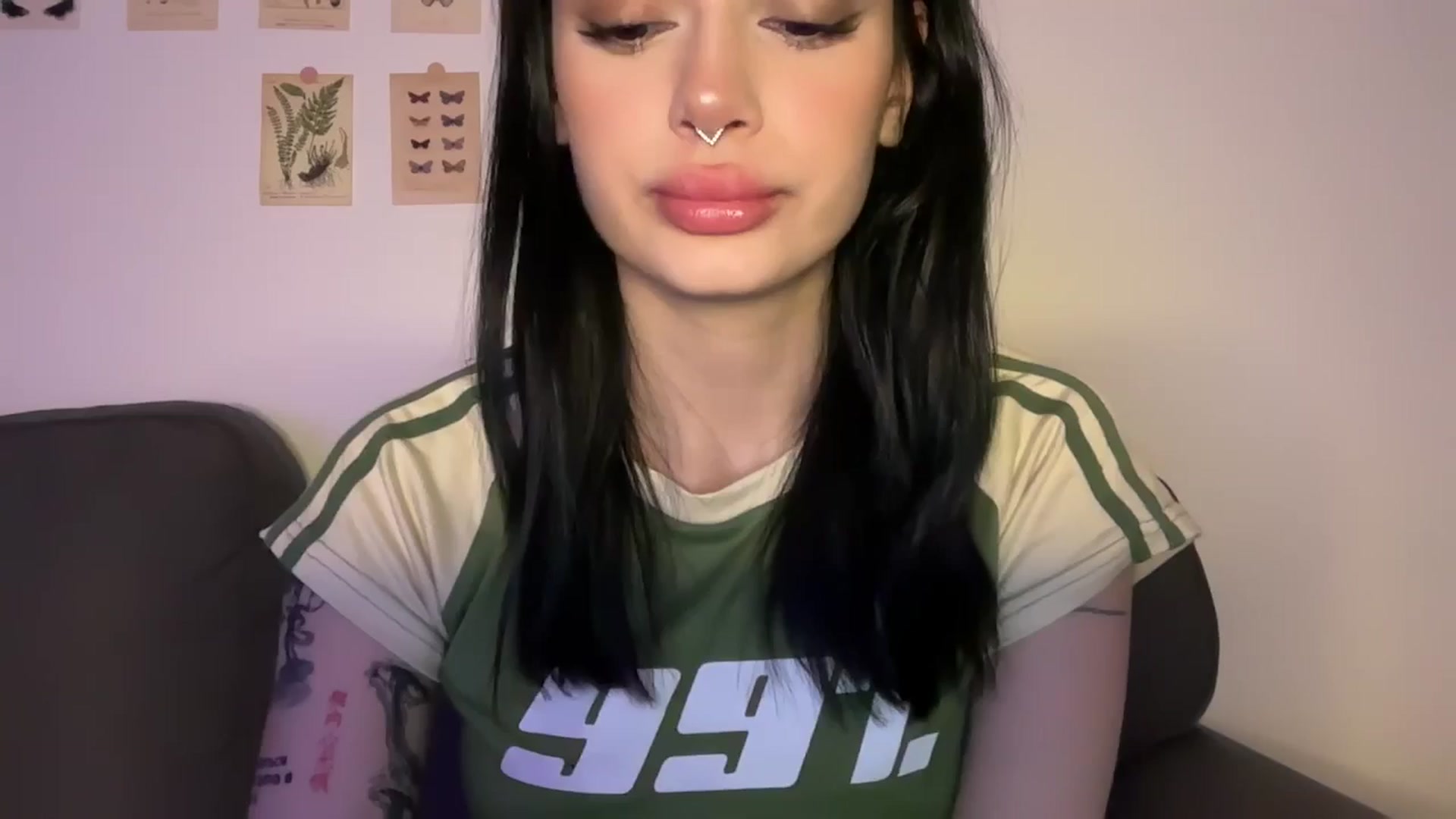 Gallery image thumbnail from mayflowwer's myfreecams stream on, 12/18/2024, 08:30 image 1 of 20