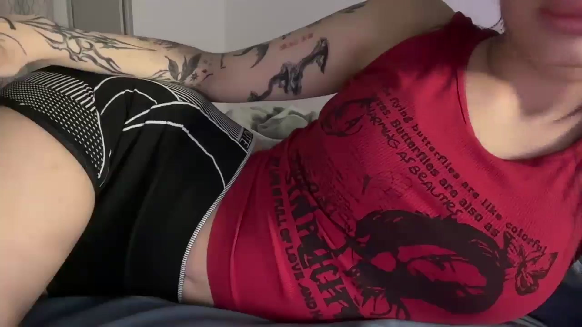 Gallery image thumbnail from mayflowwer's myfreecams stream on, 02/26/2025, 07:49 image 15 of 20