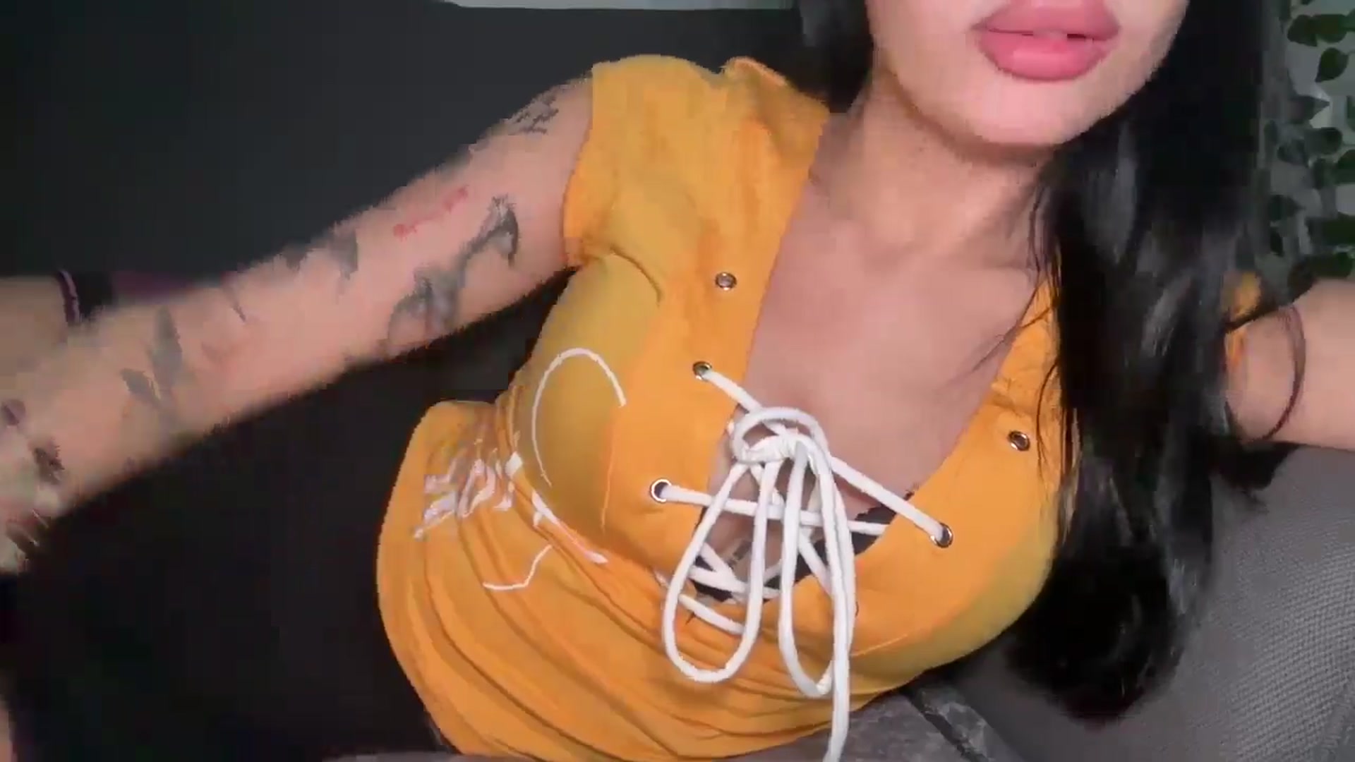 Gallery image thumbnail from mayflowwer's myfreecams stream on, 06/18/2025, 08:12 image 4 of 20