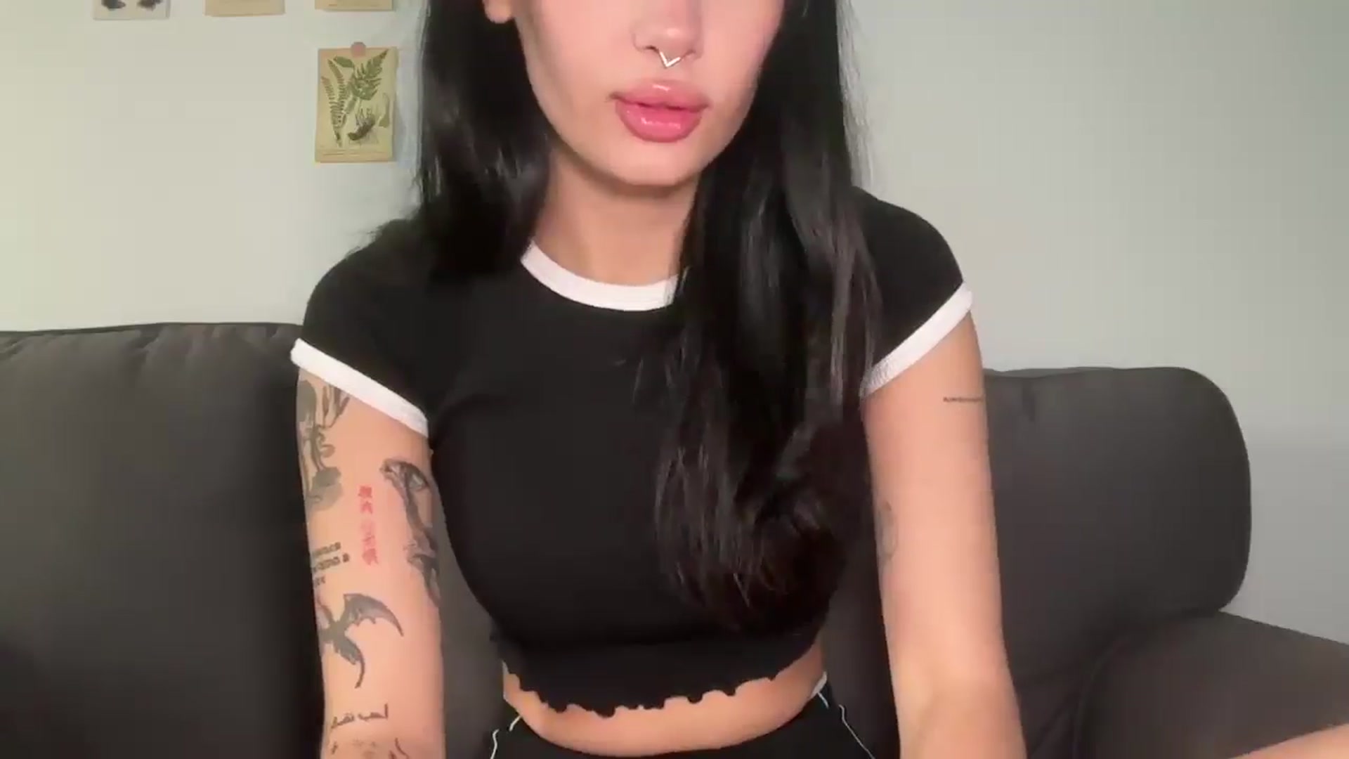 Gallery image thumbnail from mayflowwer's myfreecams stream on, 07/02/2025, 23:25 image 18 of 20