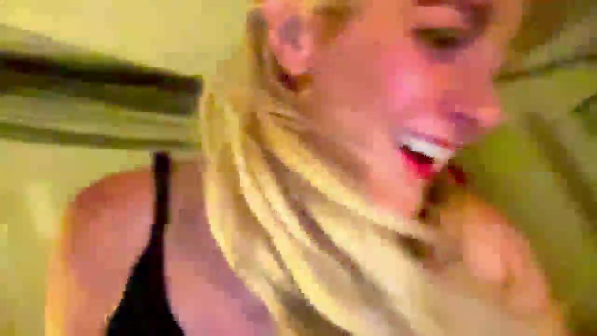 Gallery image thumbnail from maythegr8ness's myfreecams stream on, 09/03/2024, 10:25 image 3 of 20