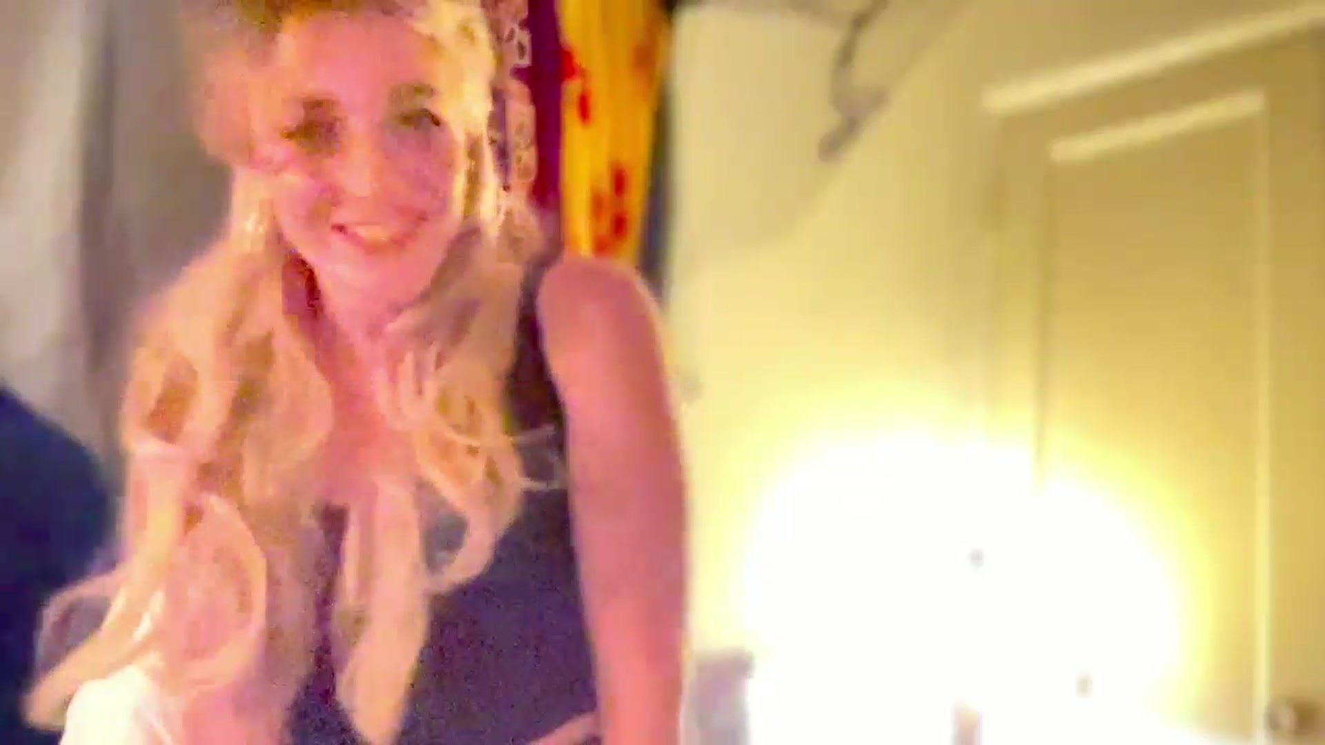 Gallery image thumbnail from maythegr8ness's myfreecams stream on, 09/03/2024, 11:17 image 7 of 20