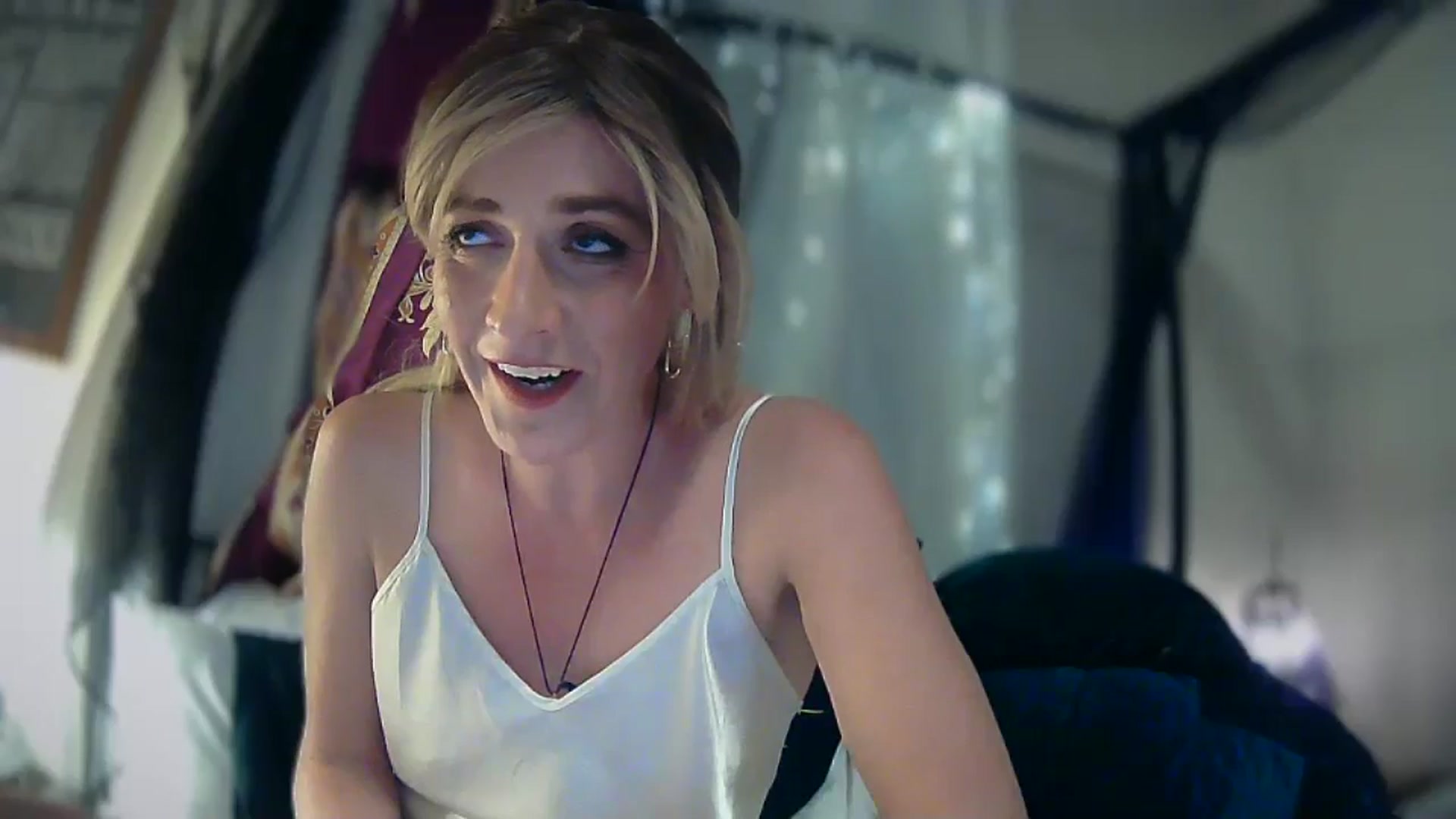 Gallery image thumbnail from maythegr8ness's myfreecams stream on, 09/21/2024, 10:19 image 20 of 20