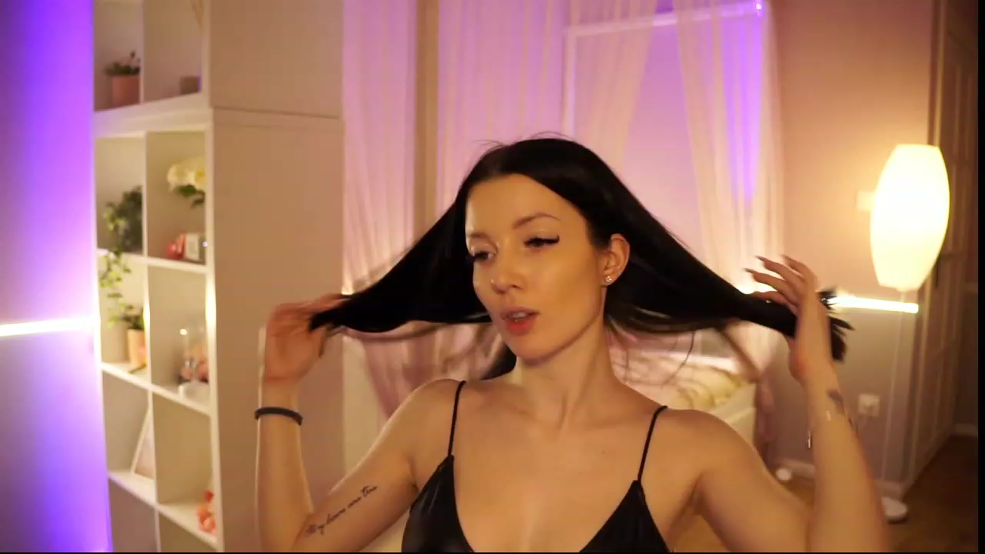 Gallery image thumbnail from mayya__'s myfreecams stream on, 04/17/2023, 13:26 image 20 of 20