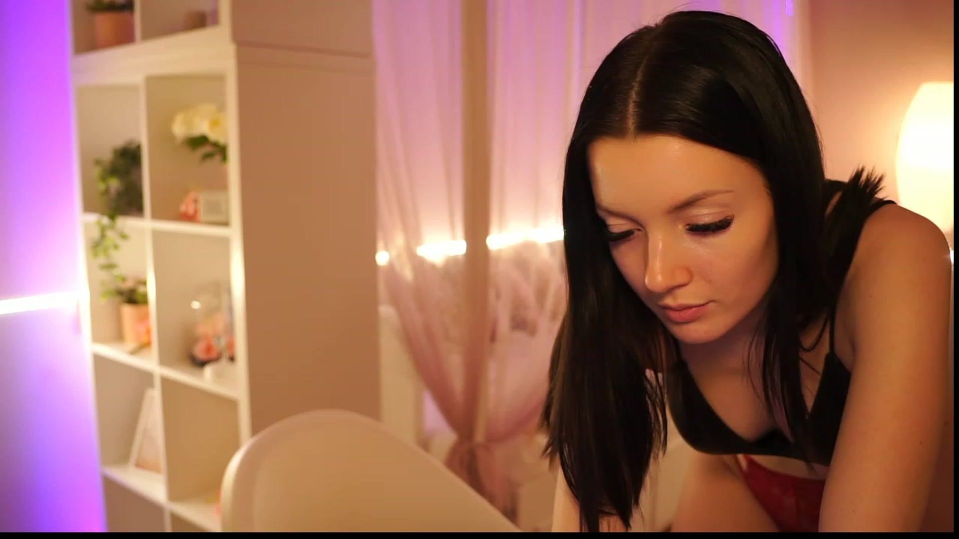 Gallery image thumbnail from mayya__'s myfreecams stream on, 04/18/2023, 18:34 image 12 of 20