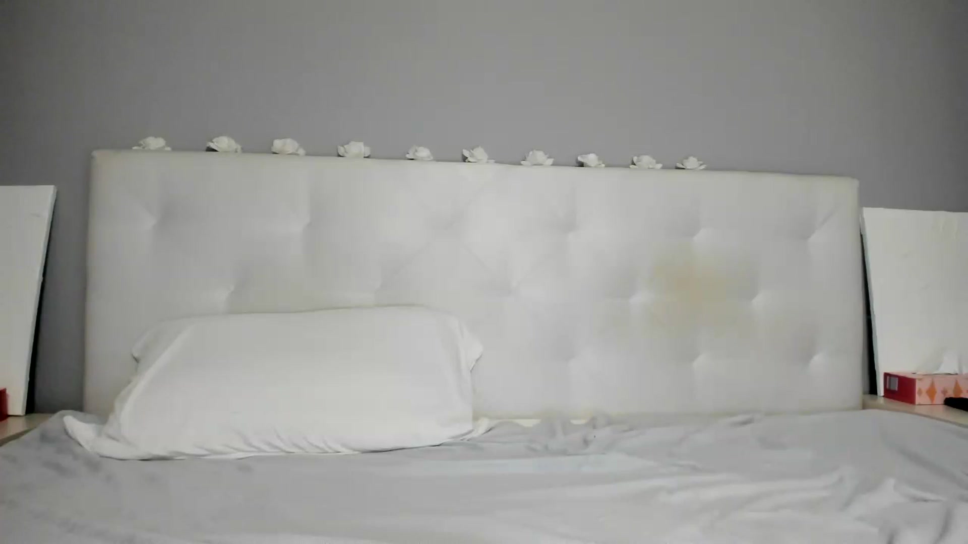 Gallery image thumbnail from mckenziekat's myfreecams stream on, 12/10/2024, 11:10 image 17 of 20