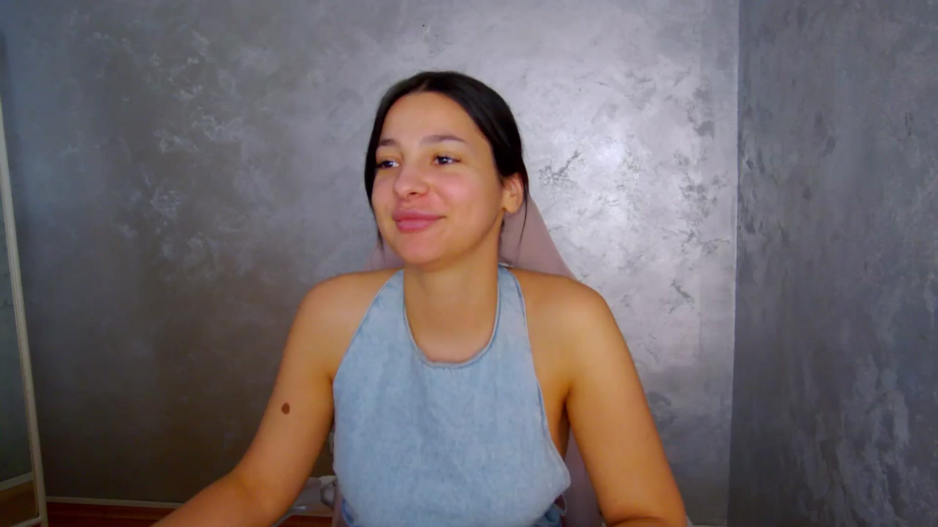 Gallery image thumbnail from meliiis_'s myfreecams stream on, 03/10/2026, 16:08 image 2 of 20