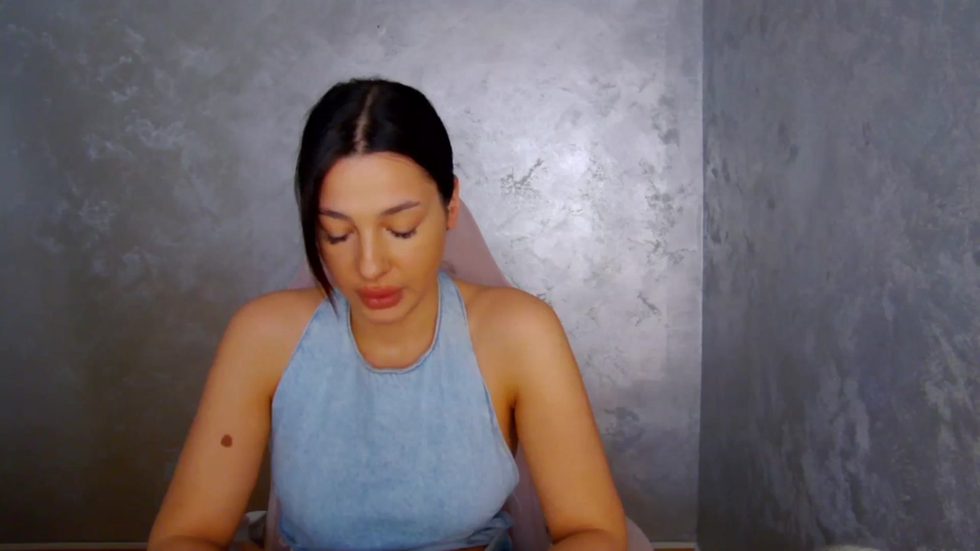 Gallery image thumbnail from meliiis_'s myfreecams stream on, 03/10/2026, 16:08 image 8 of 20