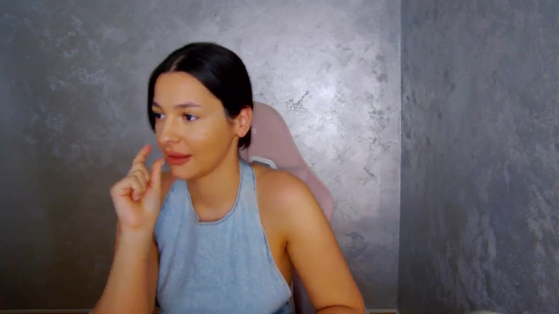 Gallery image thumbnail from meliiis_'s myfreecams stream on, 03/10/2026, 16:08 image 11 of 20