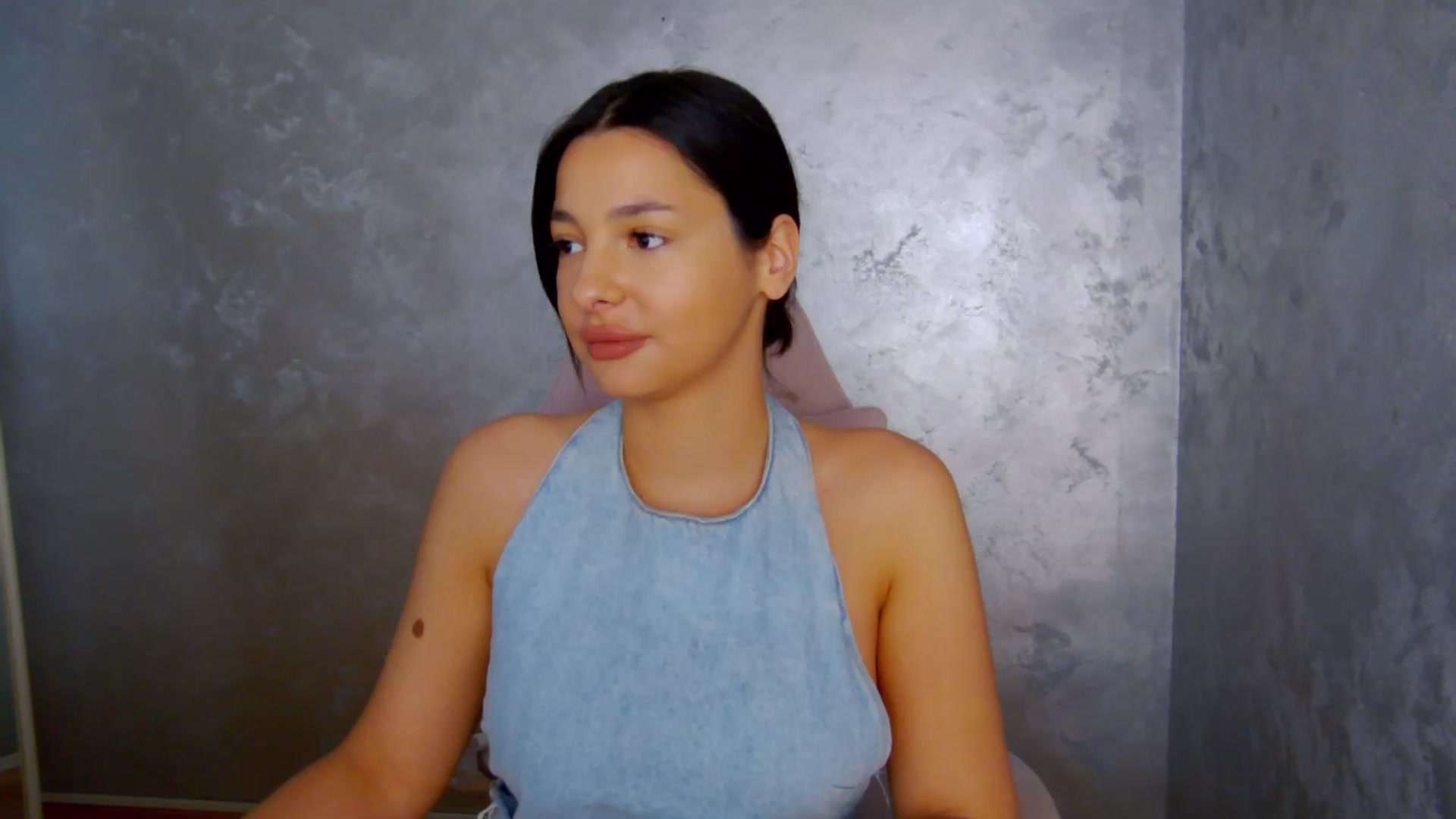 Gallery image thumbnail from meliiis_'s myfreecams stream on, 03/10/2026, 16:08 image 20 of 20