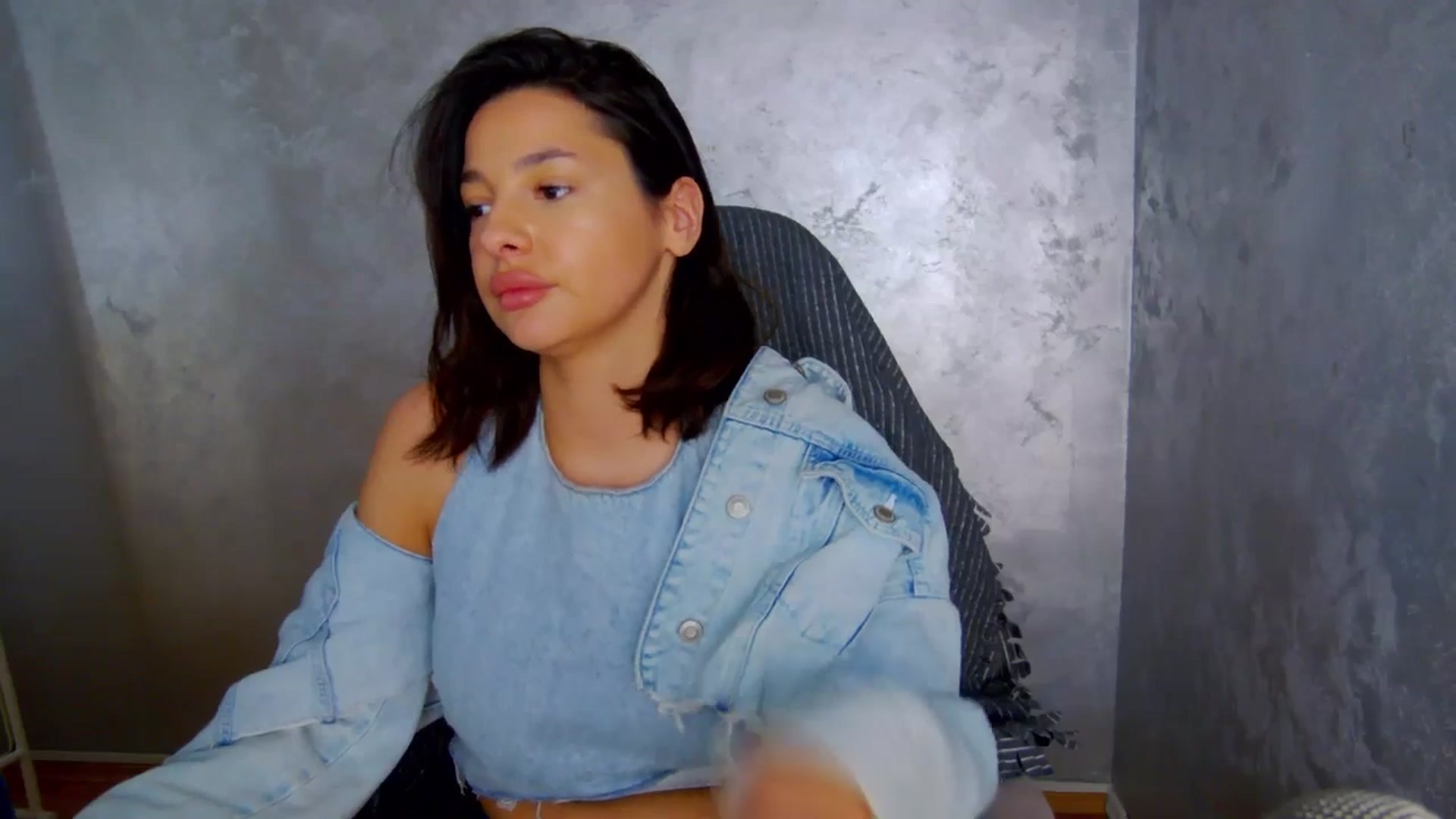 Gallery image thumbnail from meliiis_'s myfreecams stream on, 03/10/2026, 18:20 image 20 of 20