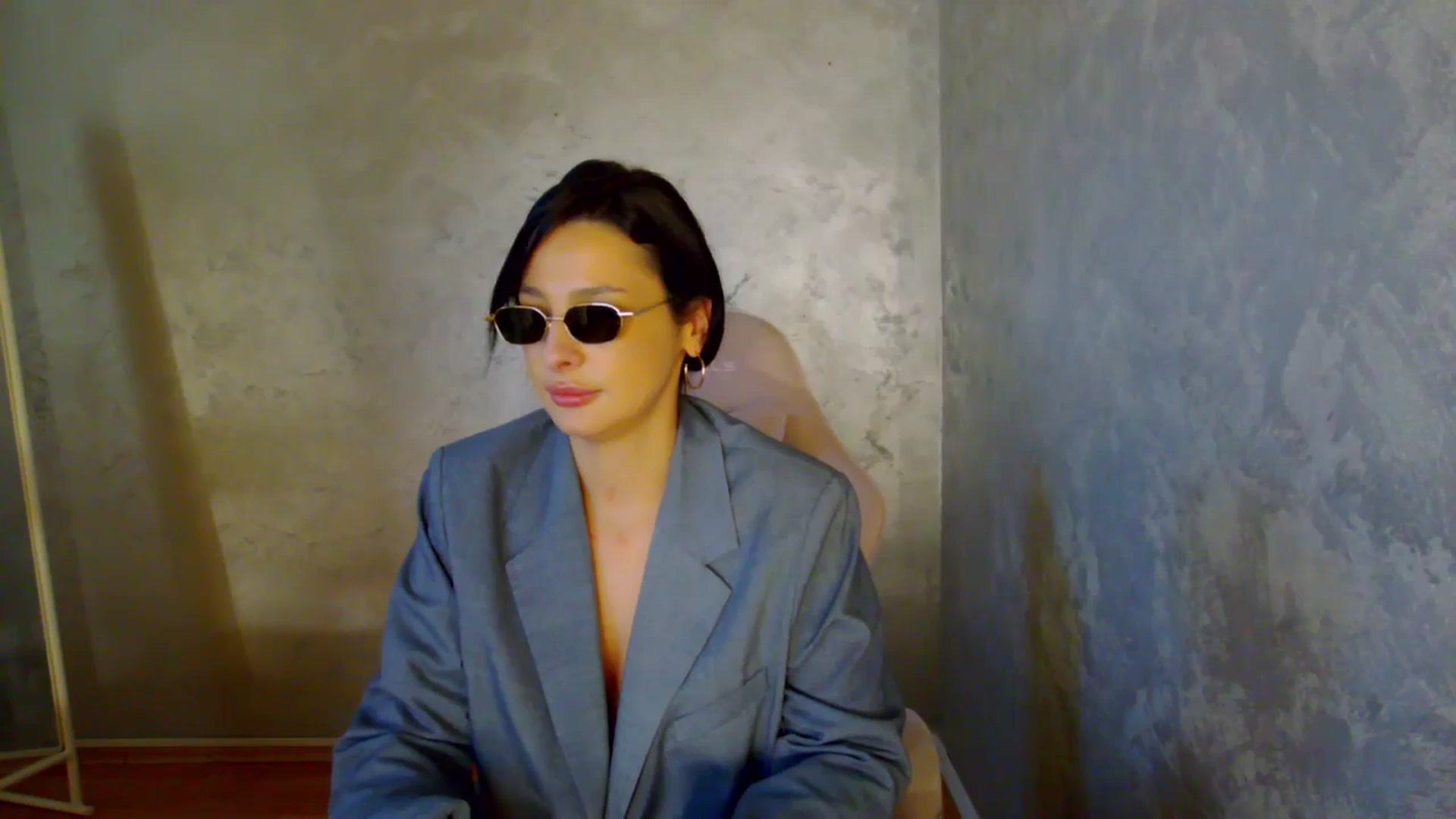 Gallery image thumbnail from meliiis_'s myfreecams stream on, 03/11/2026, 20:04 image 16 of 20