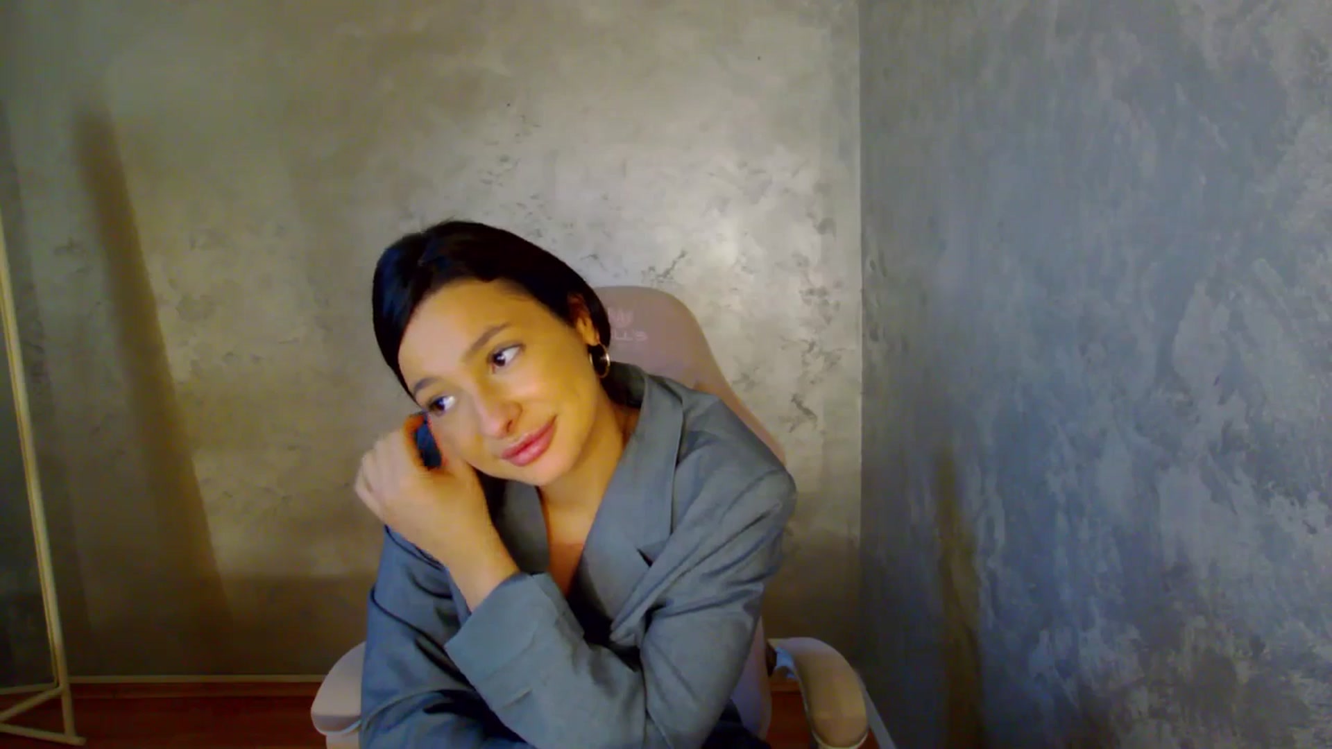 Gallery image thumbnail from meliiis_'s myfreecams stream on, 03/11/2026, 20:04 image 17 of 20